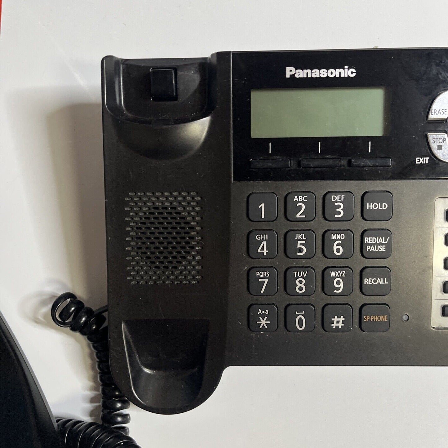 Panasonic KX-TG6461AL Landline Corded Phone with Digital Answering Machine