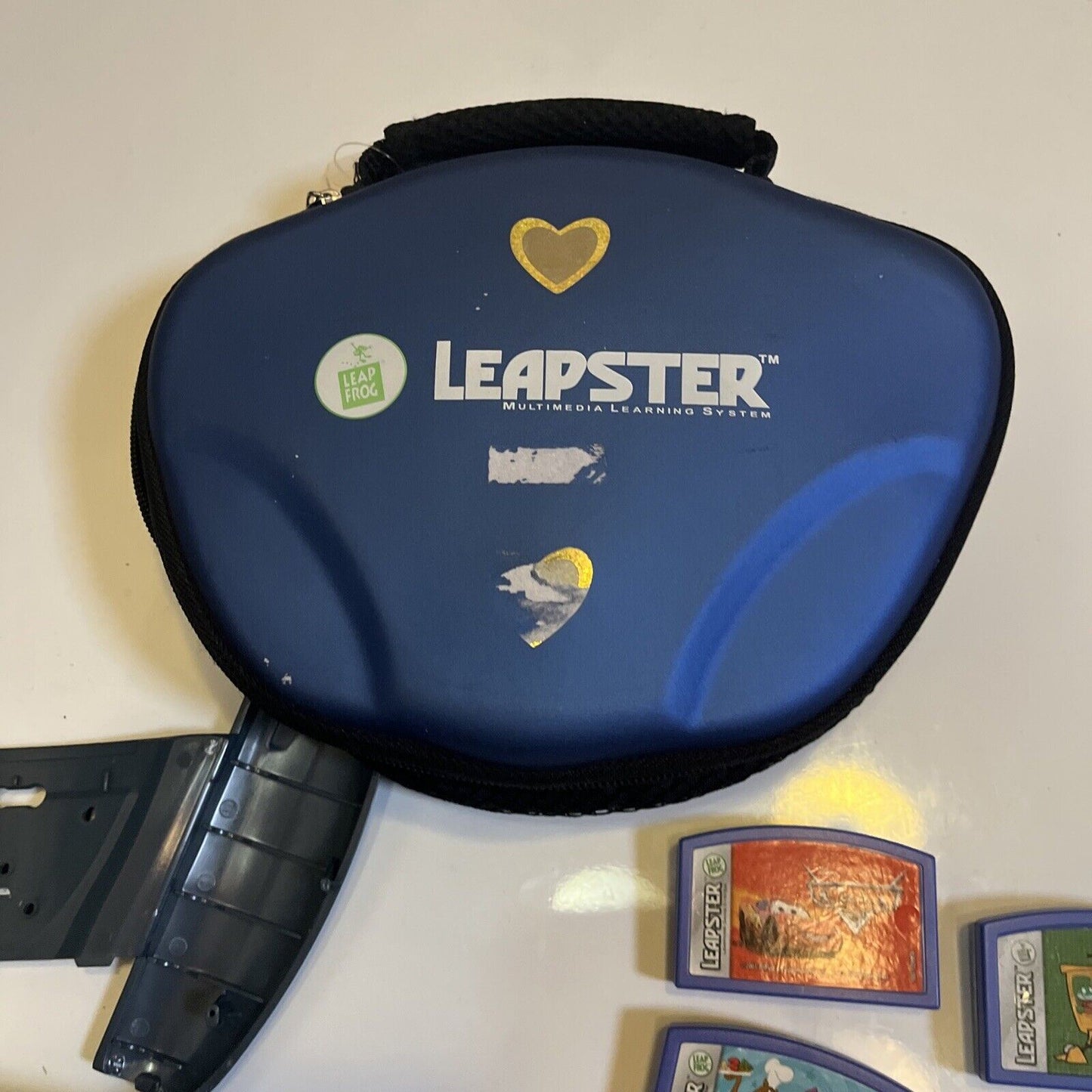 Leapster Multimedia Learning System Console with 8 Games and Case