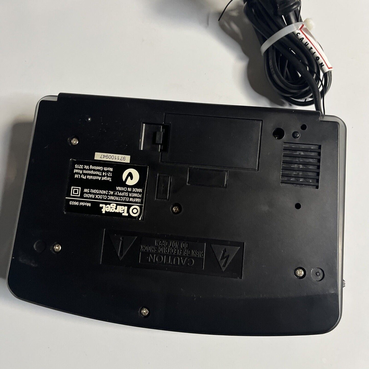 Target Alarm Clock AM/FM Radio Model 9603