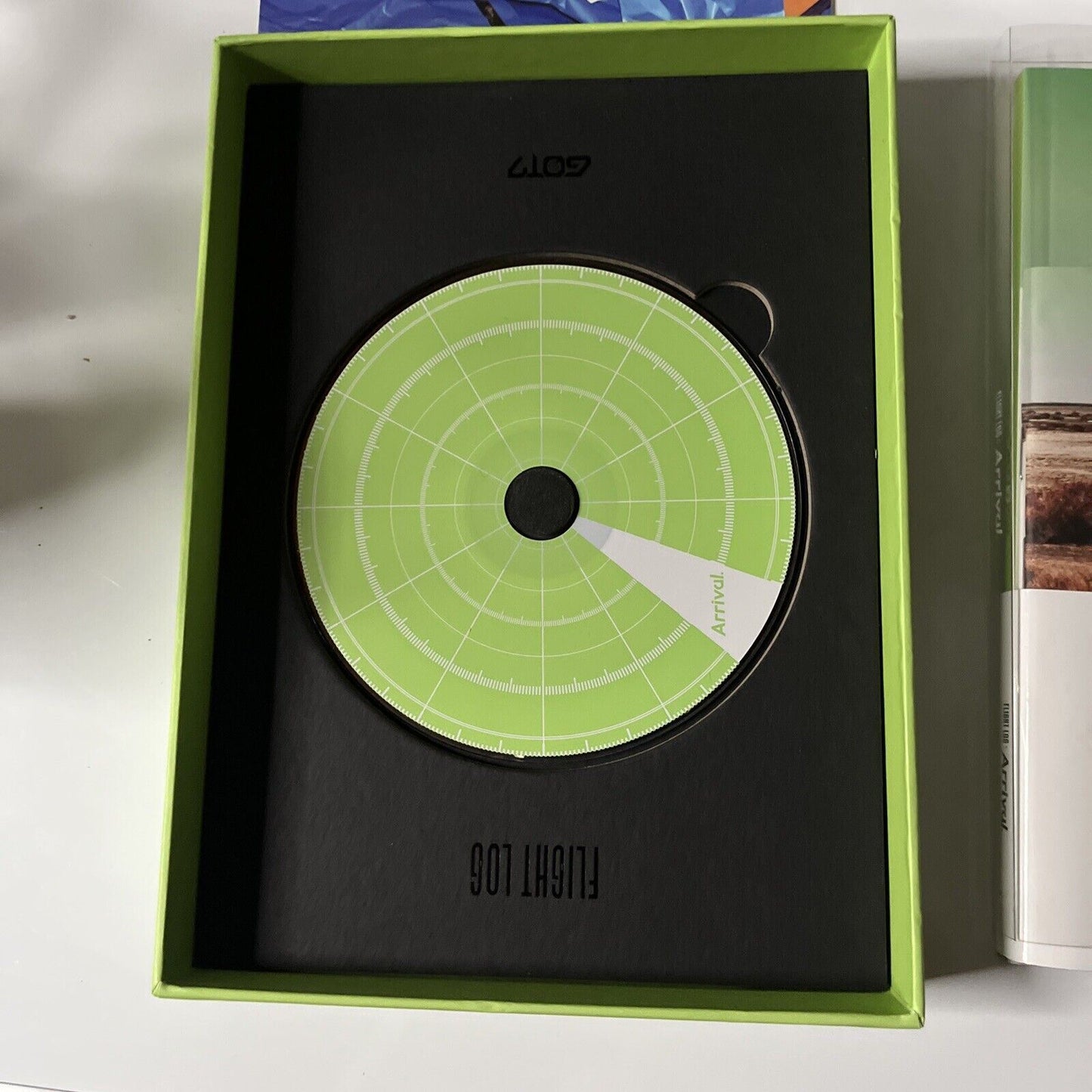 GOT7 Mini Album - Flight Log : ARRIVAL (CD, 2017) with Booklet