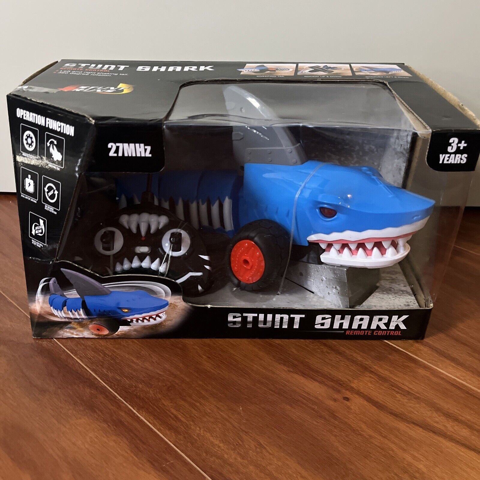 Stunt Shark Remote Control NEW Retro Unit