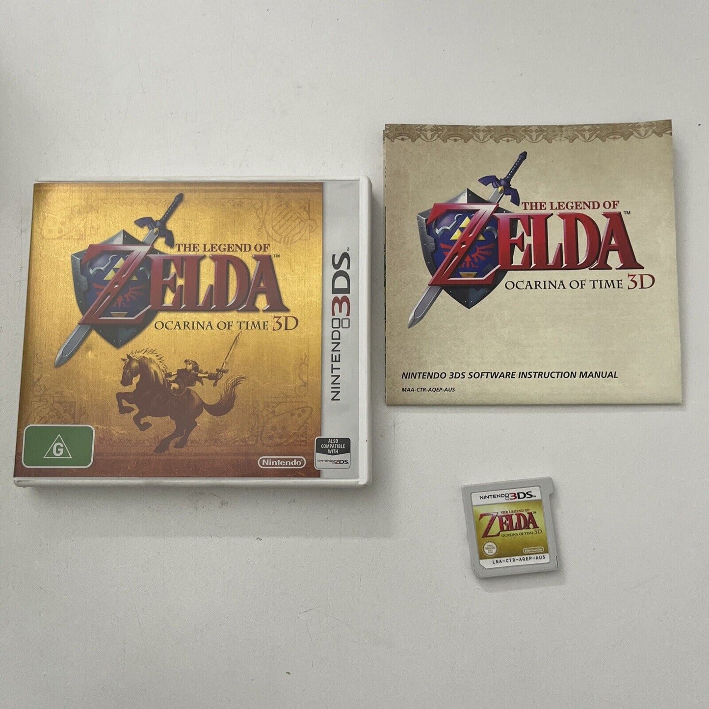 The Legend of Zelda: Ocarina of Time 3D (Nintendo 3DS, 2011) with Manual