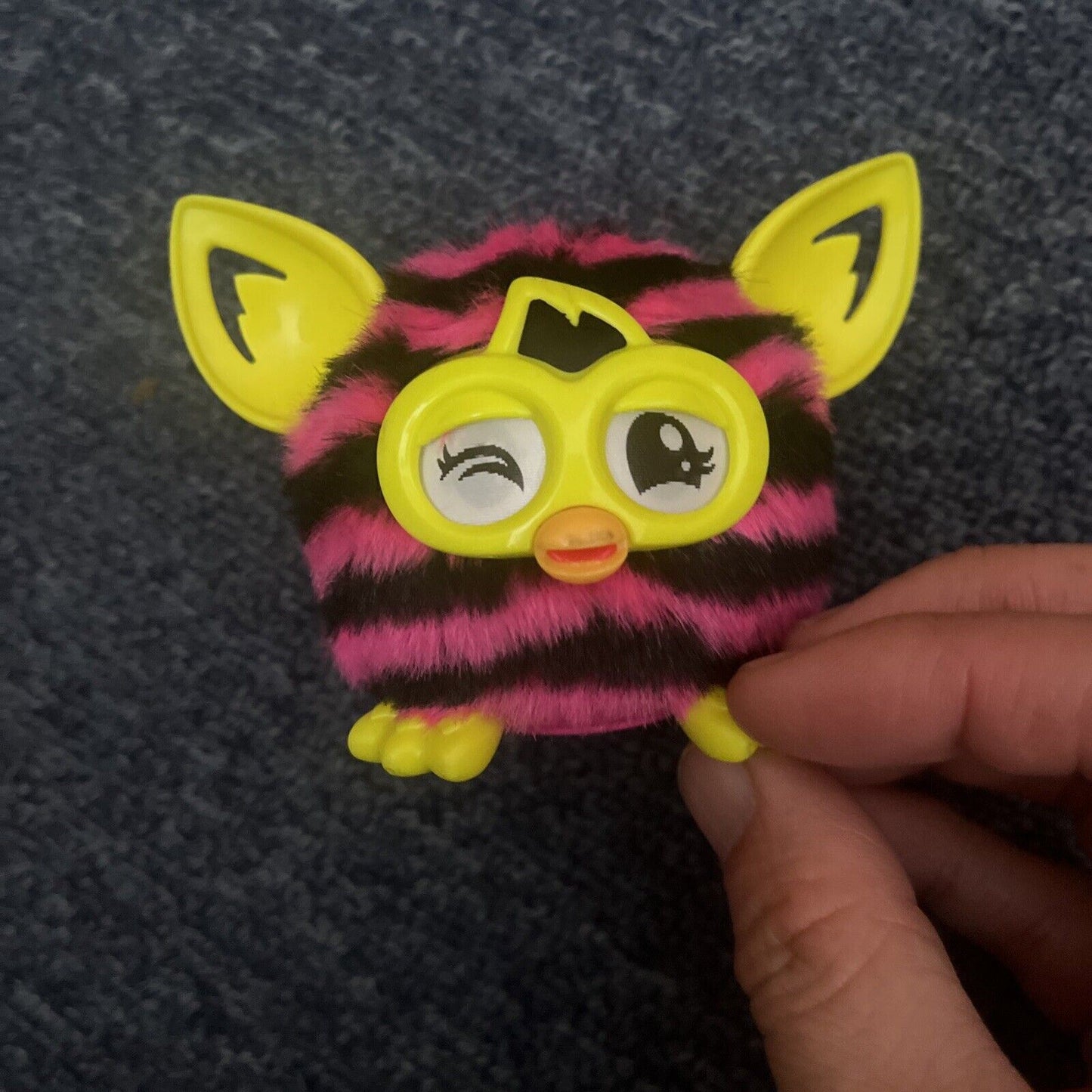 Furby boom 6" & Mini Furby 3" straight stripes 2012 dark pink black HASBRO