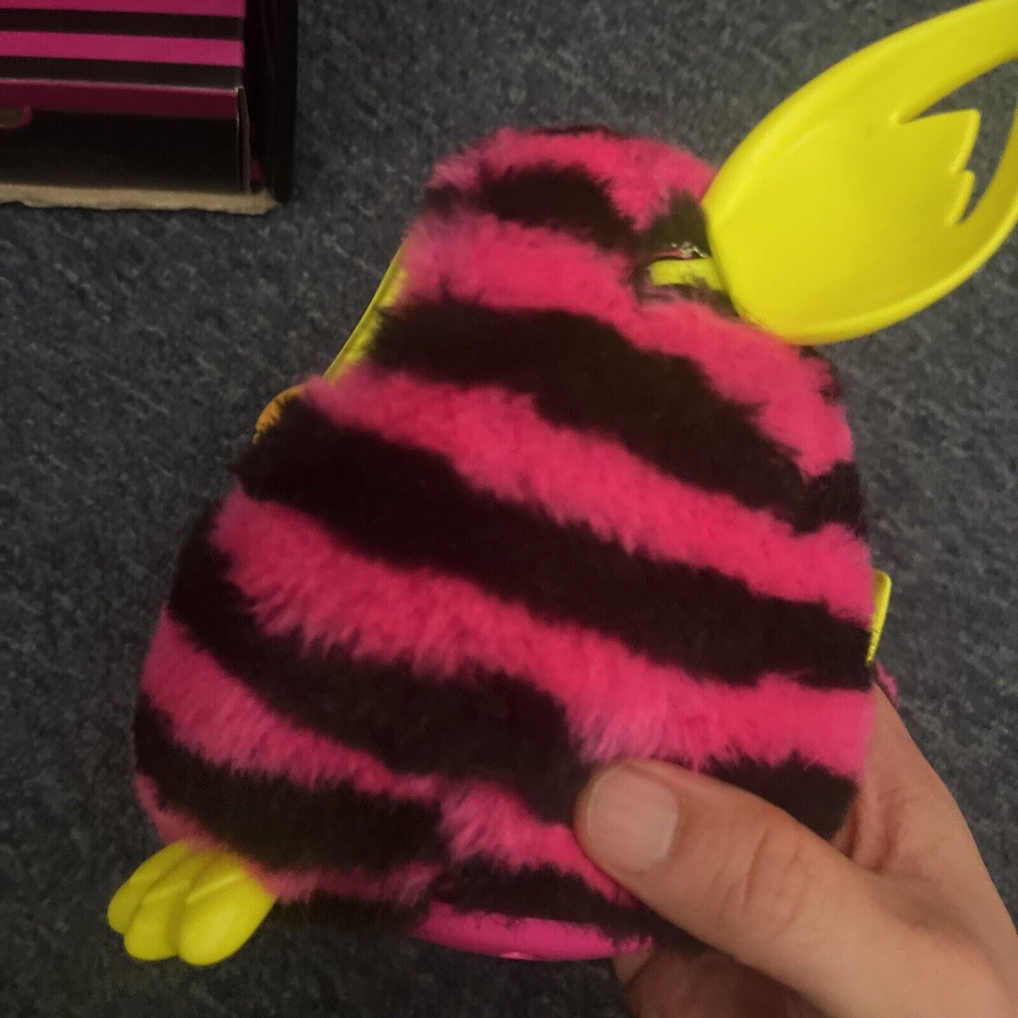 Furby boom 6" & Mini Furby 3" straight stripes 2012 dark pink black HASBRO
