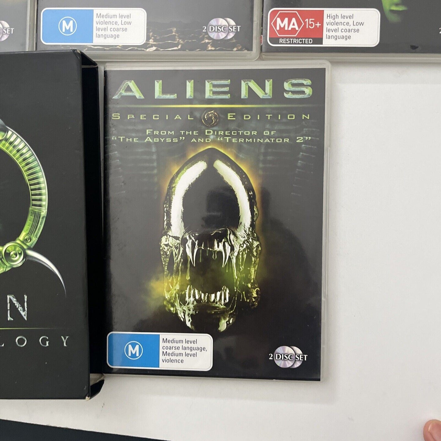 Alien Quadrilogy: Alien, Aliens, Alien 3, Alien 4 (DVD, 2008, 8-Disc) Region 4