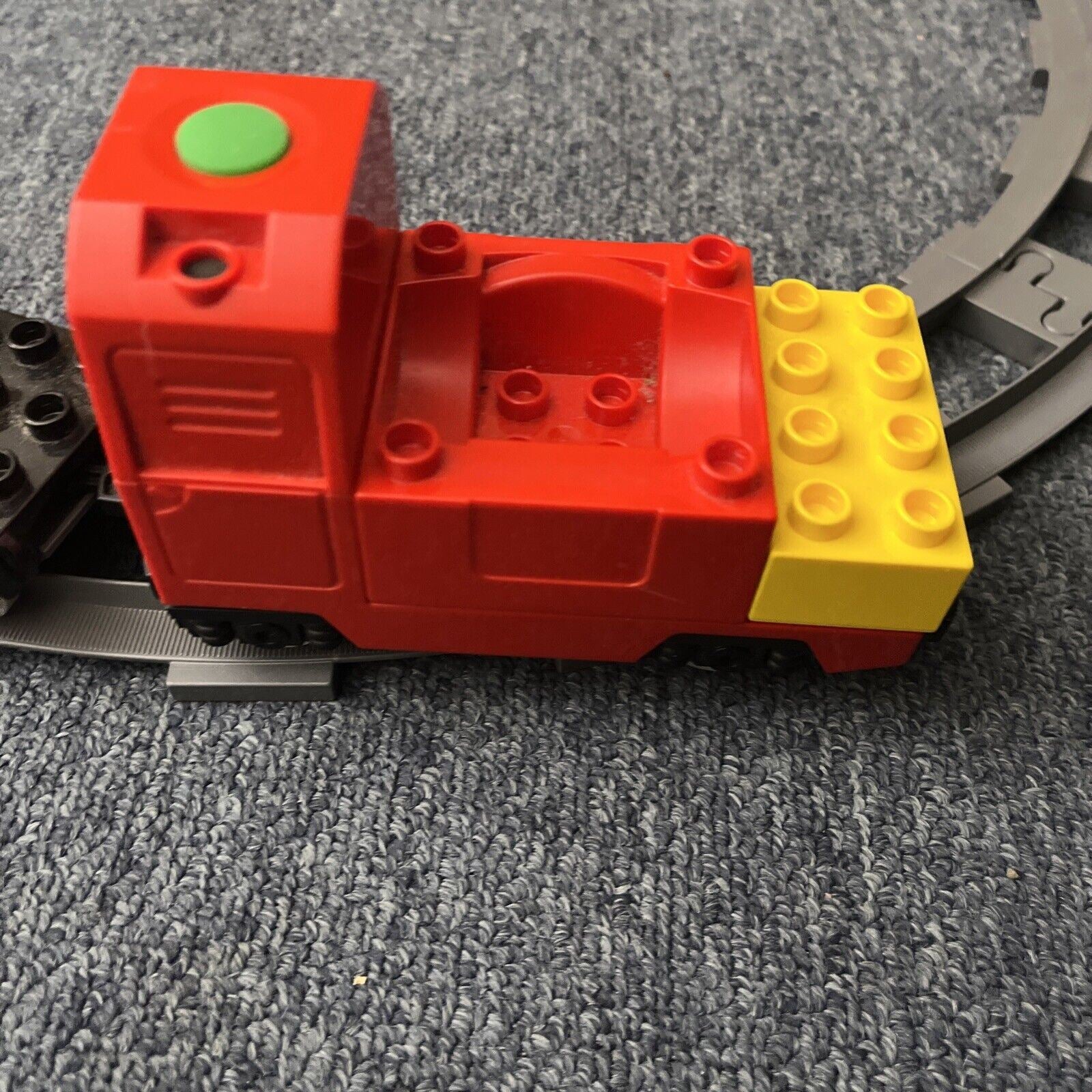 LEGO Duplo Train part 5135c01 with Carriage and Tracks Retro Unit