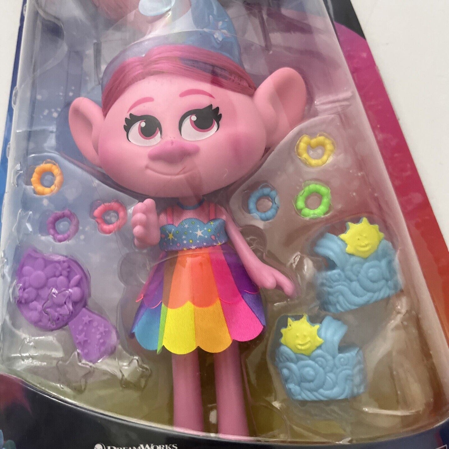 DreamWorks Trolls World Tour Glam Poppy Fashion Doll Toy