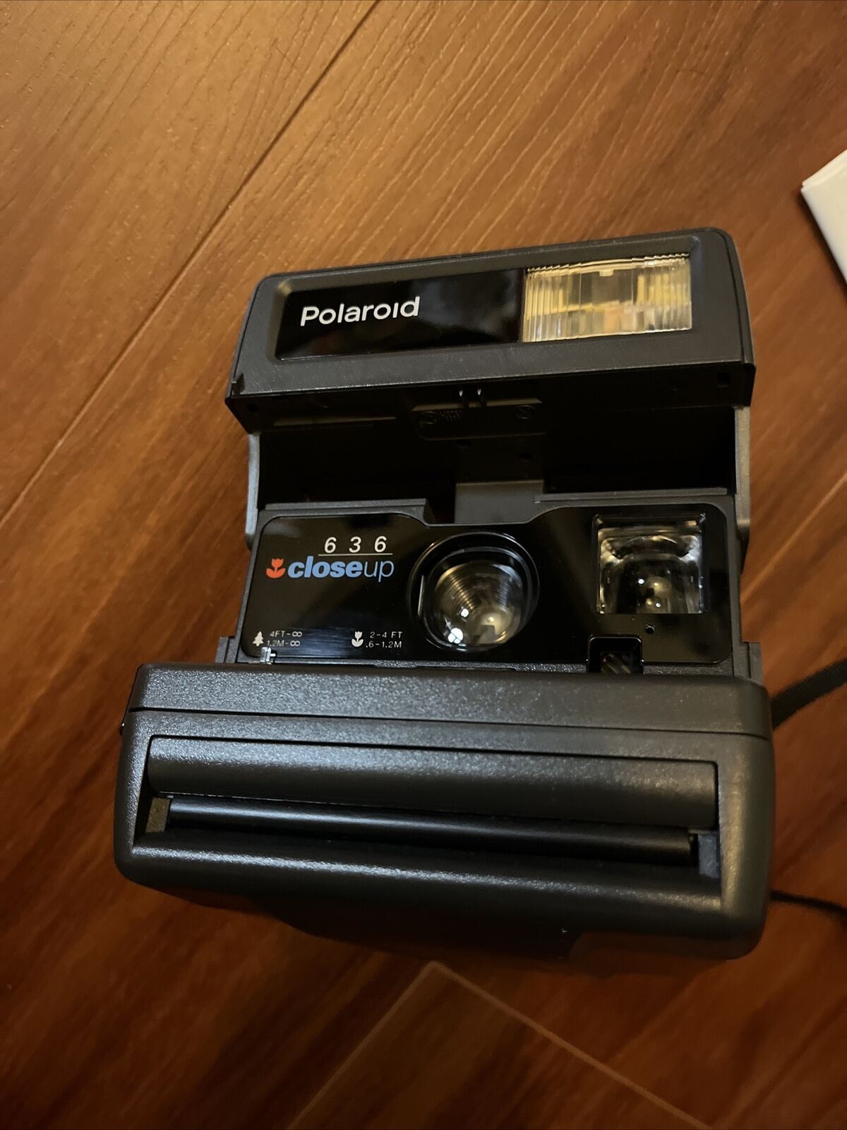 Polaroid 636 Closeup Instant Camera
