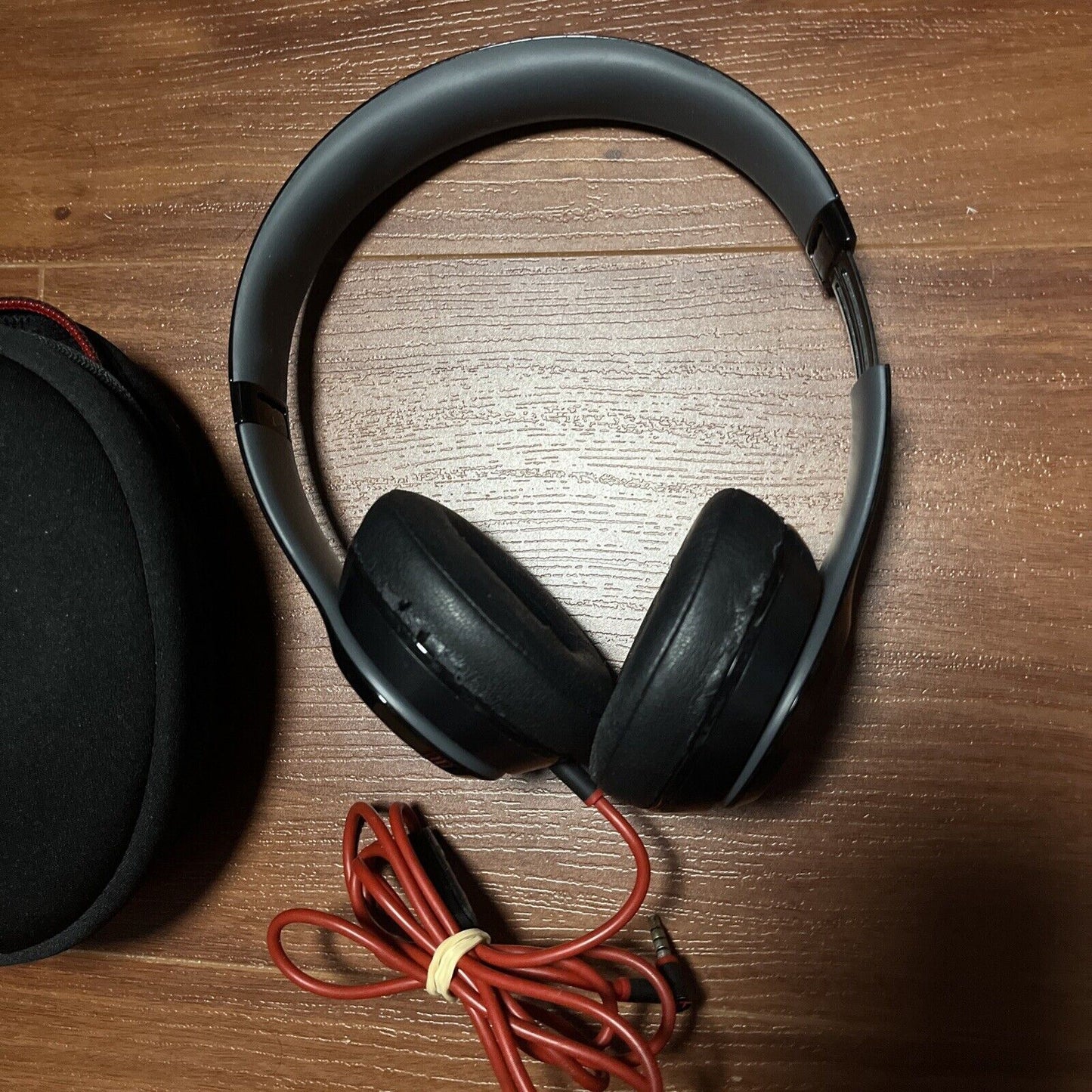 Beats Solo 2 Headphones Model B0518 Wired Black
