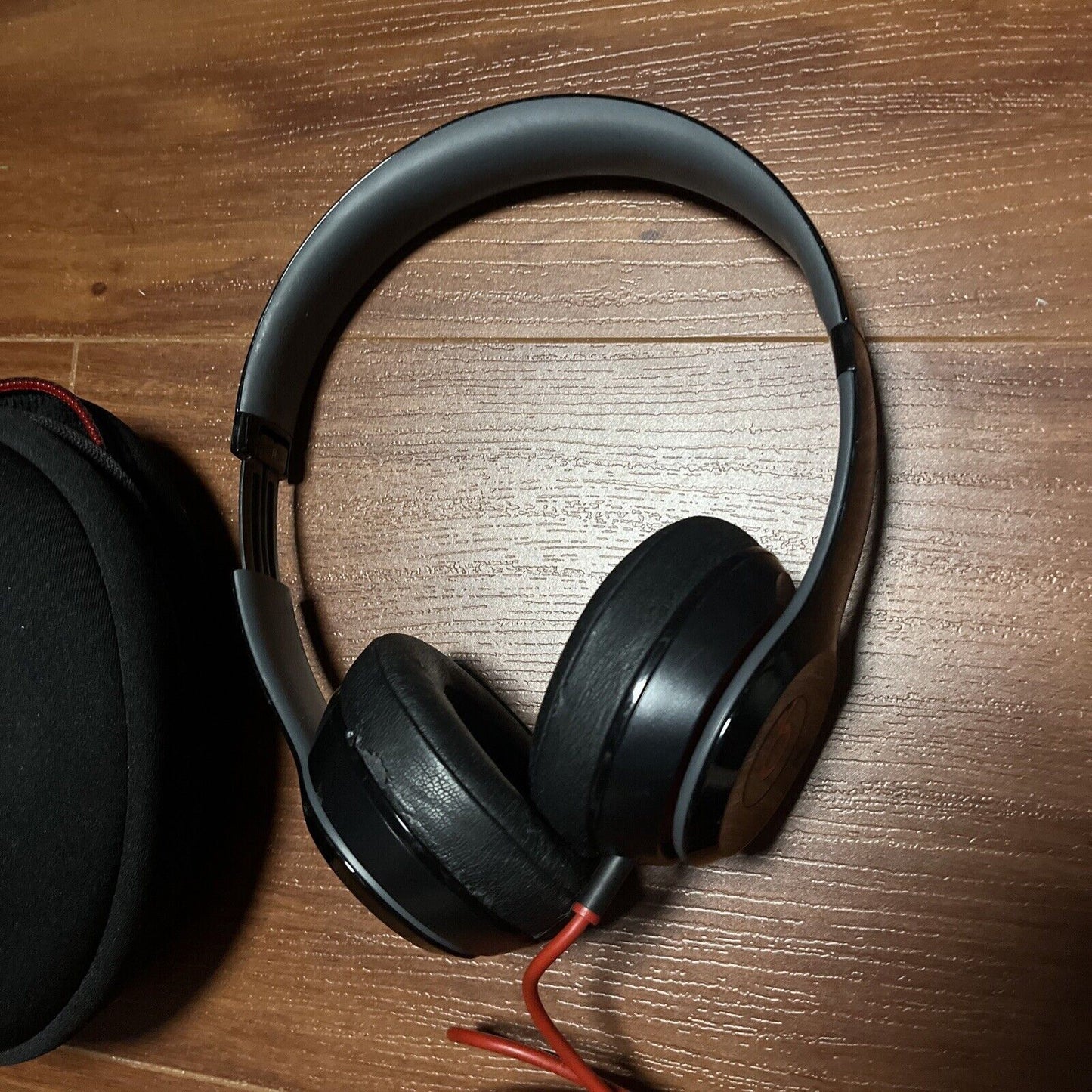 Beats Solo 2 Headphones Model B0518 Wired Black