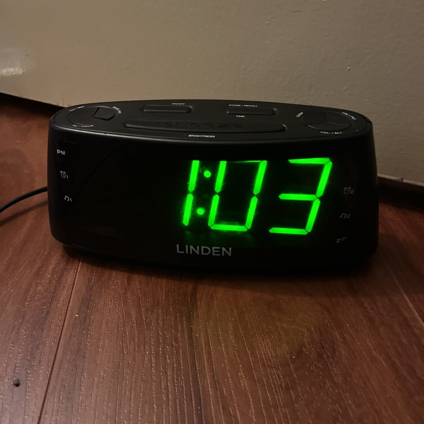 Linden Large LED Alarm Clock AM/FM Radio LDACR17
