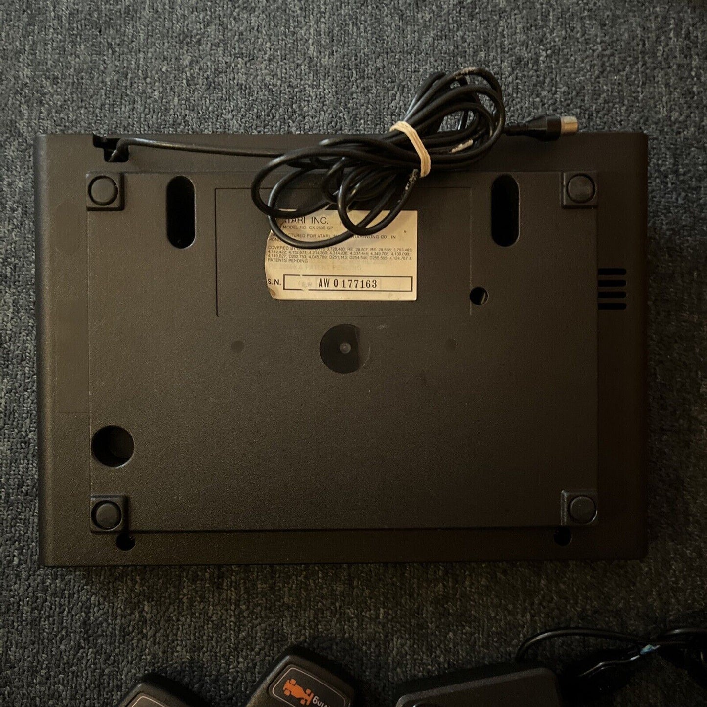 Atari 2600 Video Computer System with 2 Paddle Control & 1 Joystick CX-2600 GP