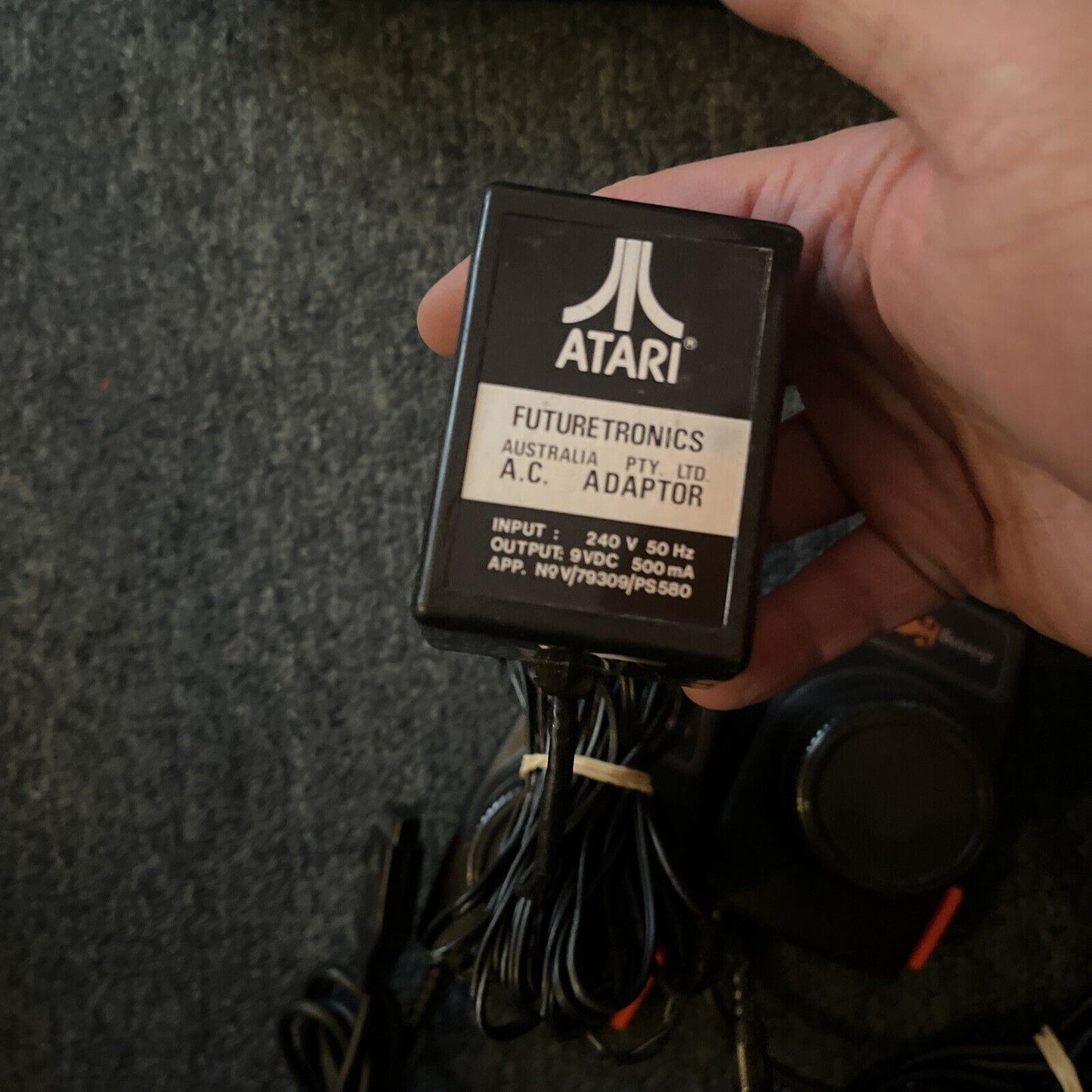 Atari 2600 Video Computer System with 2 Paddle Control & 1 Joystick CX-2600 GP