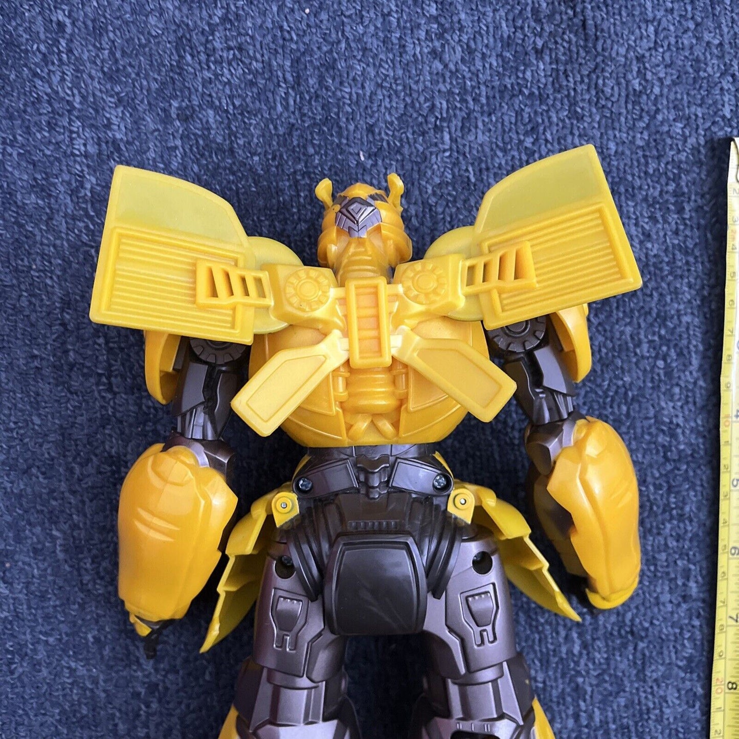 Bumblebee Transformer Dancing and Sound 10" Action Figure Hasbro C-0860
