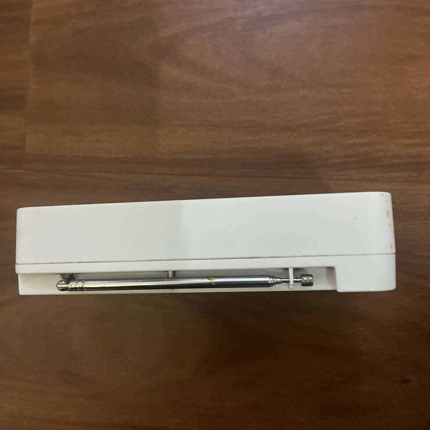 Bush Portable DAB+ Digital FM Radio BR05DABWHT