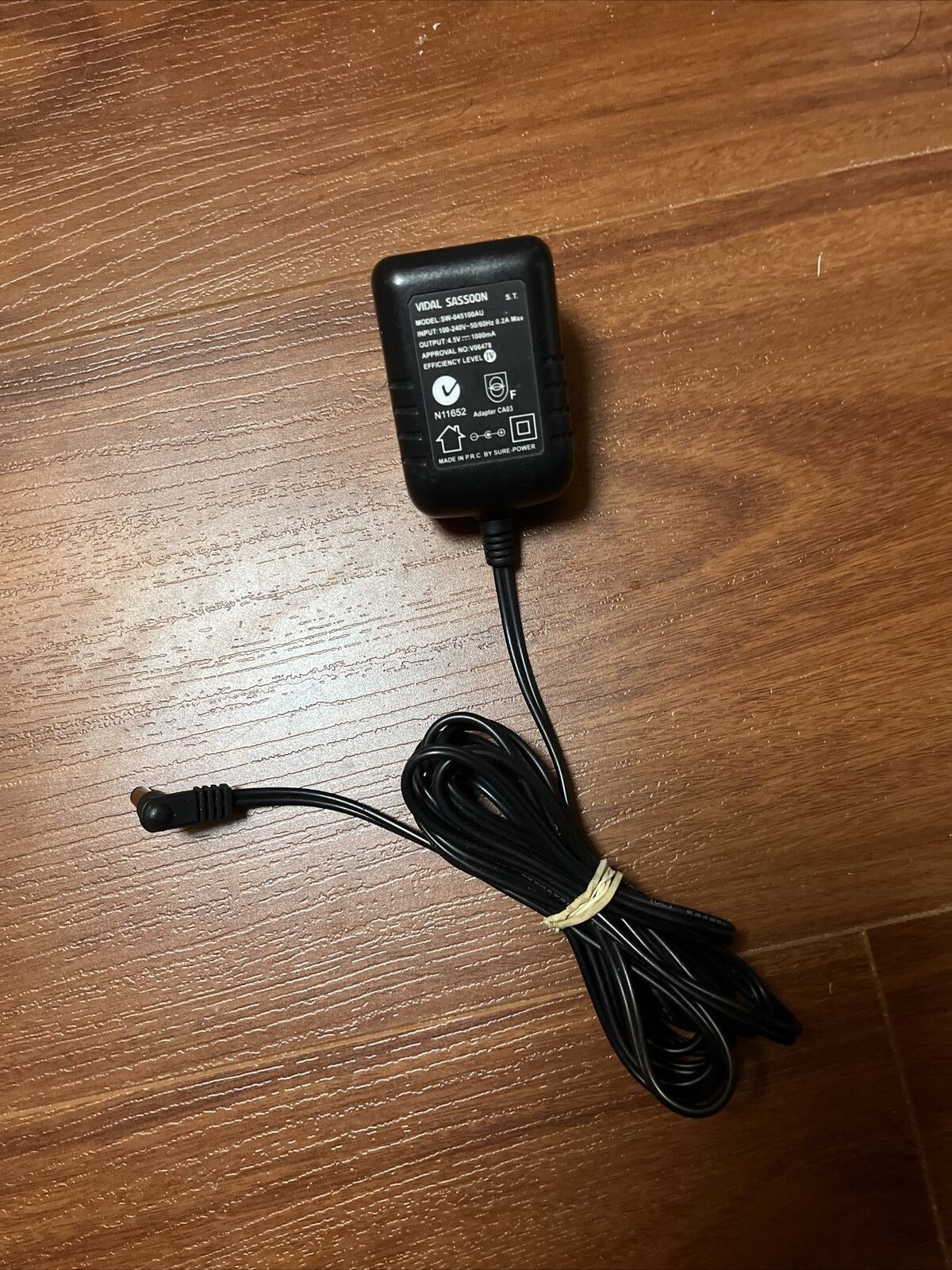 Vidal Sassoon AC Adapter 4.5V 1A SW-045100AU 100-240V