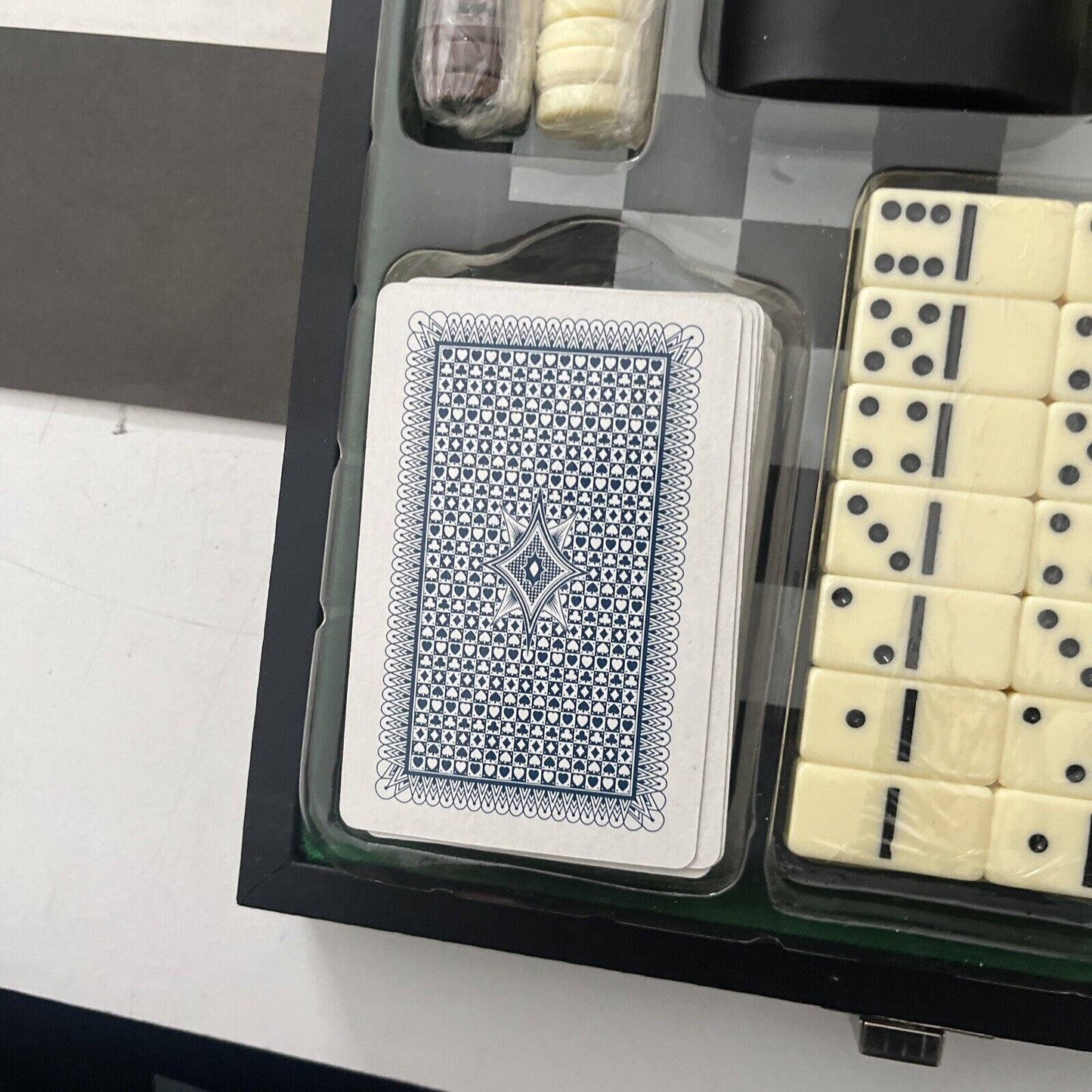 Colorado Hustle Box: Backgammon, Chess, Cribbade, Dominoes, Checkers, Poker