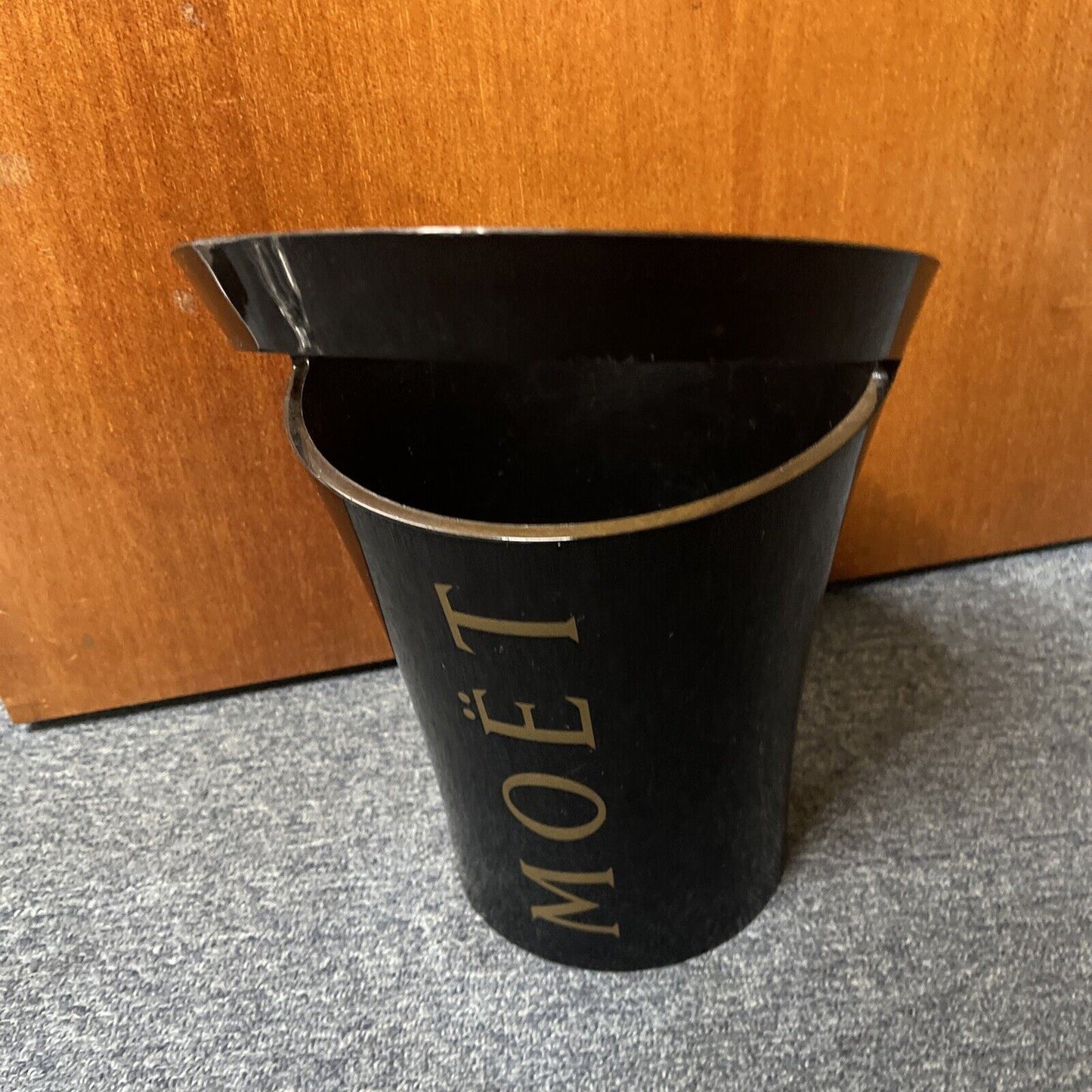 Moet & Chandon Champagne Wine Bucket Ice Cooler Bucket