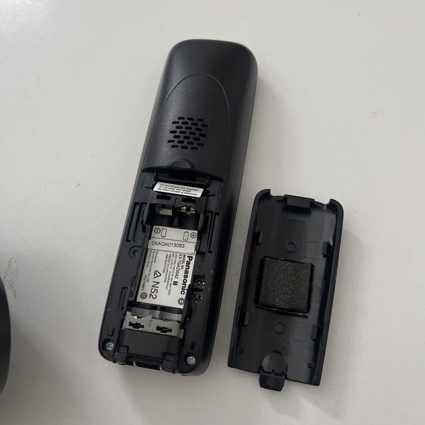 Panasonic KX-TGA260AZ Handset with PNLC1010 Charging Base