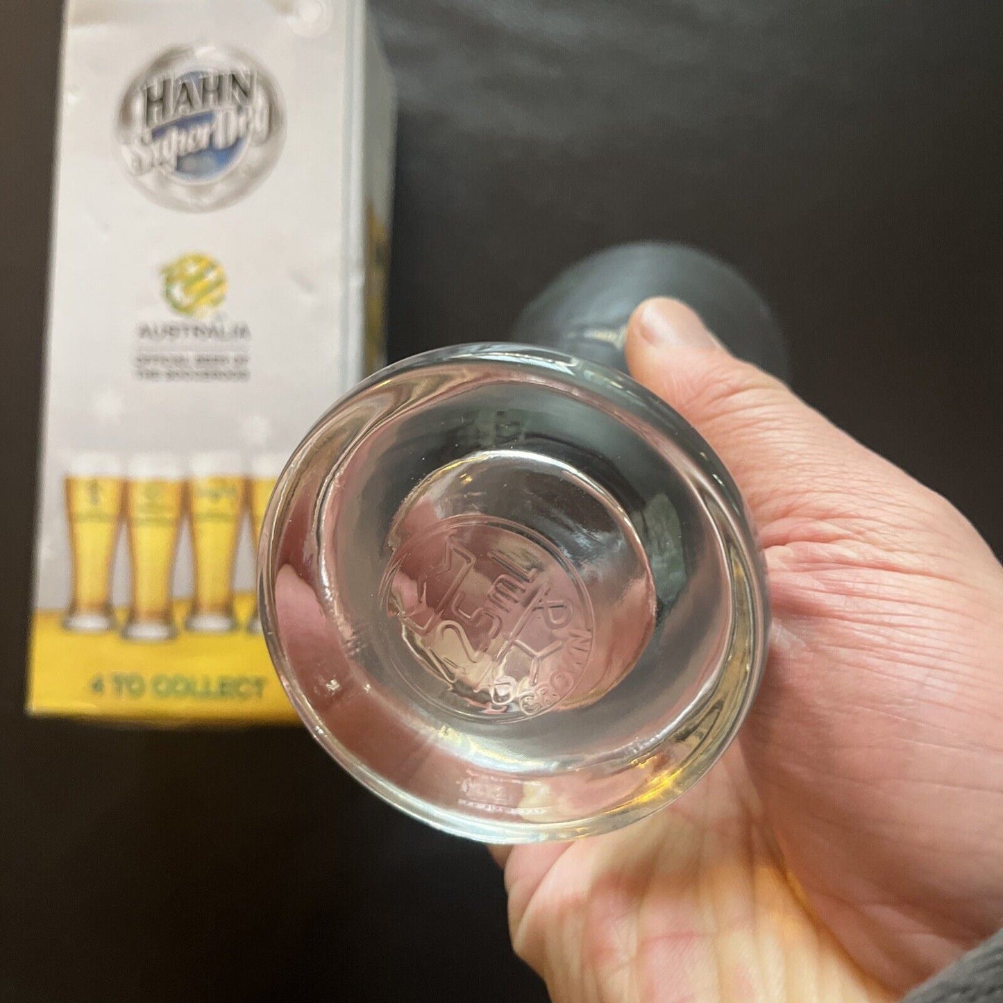 Australia Socceroos Limited Edition Hahn Super Dry Beer Glass 425ml Crown