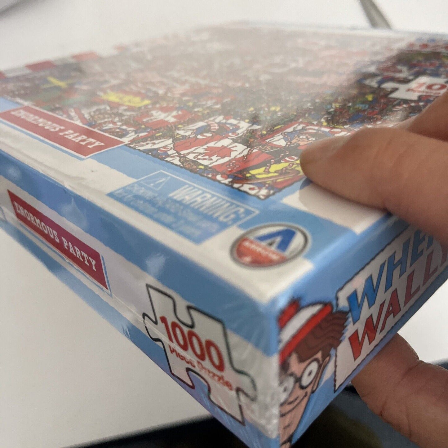 *New Sealed* Where's Wally Enormous Party Jigsaw Puzzle 1000pcs Martin Handford