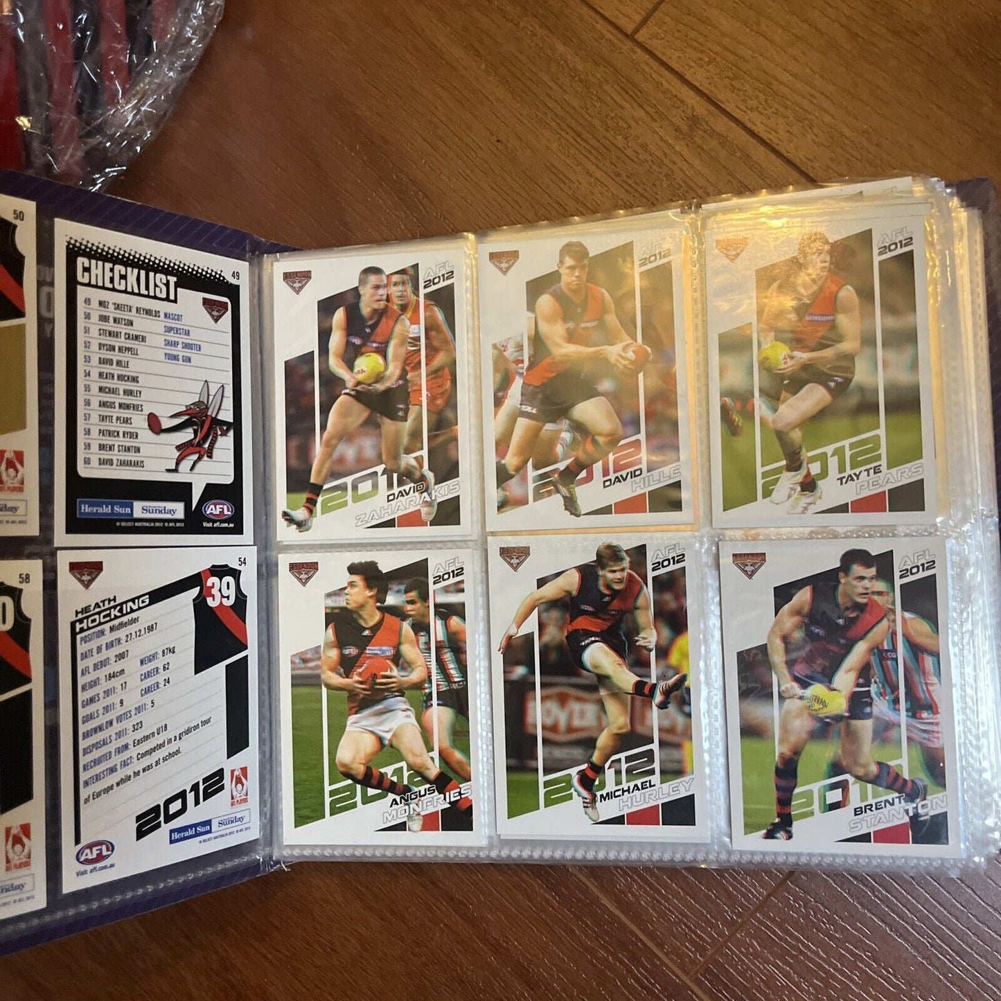 215x Collector's Cards Herald Sun AFL Footy 3D 2012