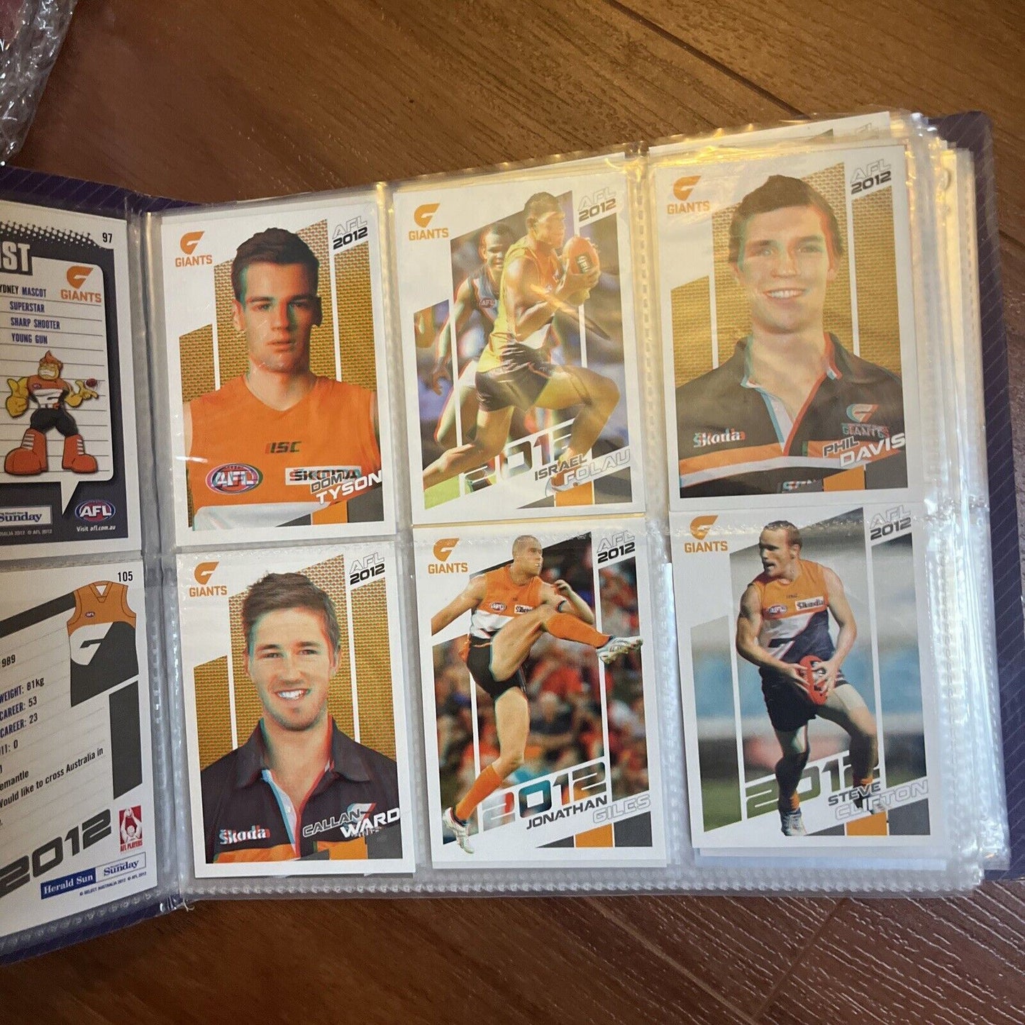 215x Collector's Cards Herald Sun AFL Footy 3D 2012