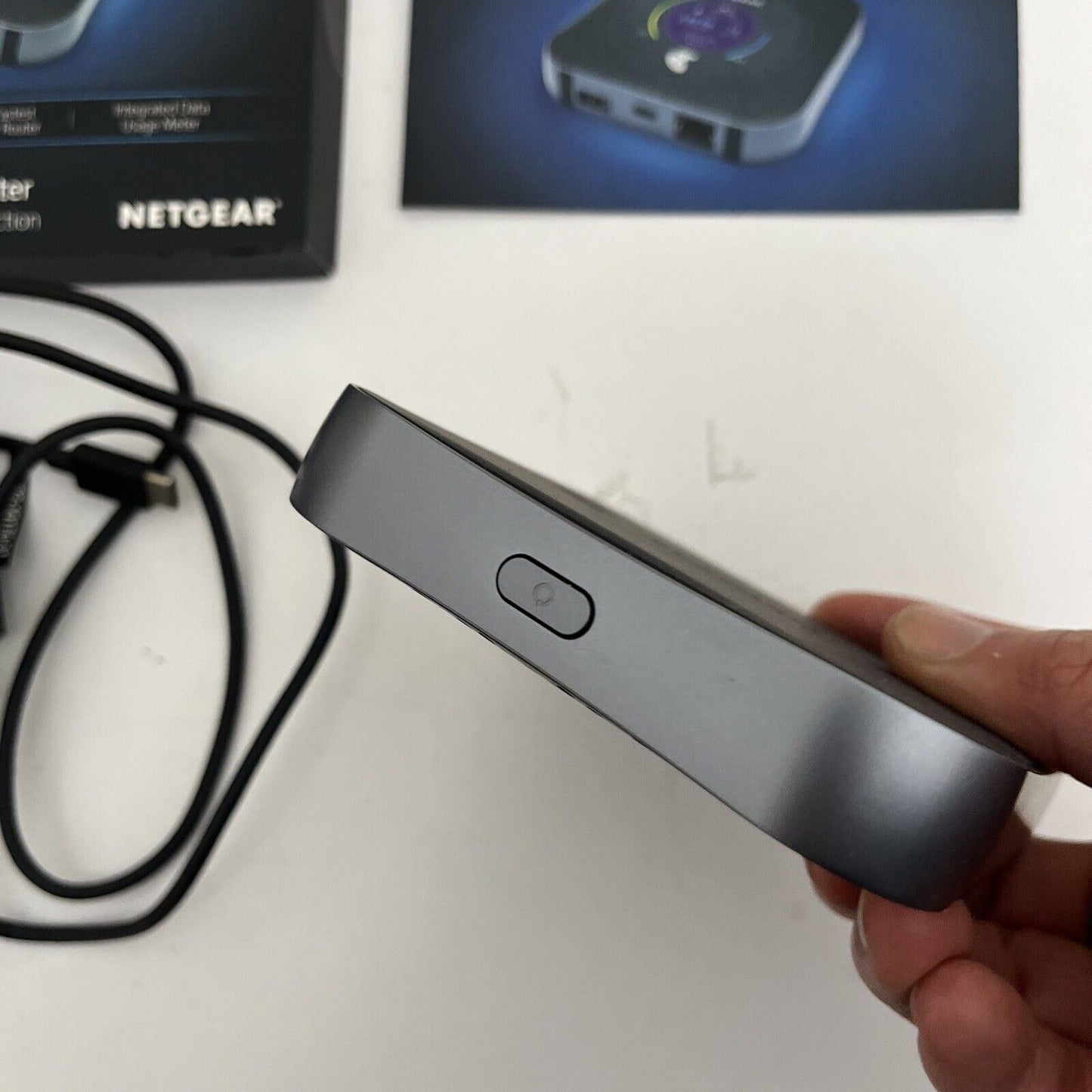 Telstra Netgear Nighthawk M1 4gx Gigabit LTE Mobile Router *Telstra Locked*