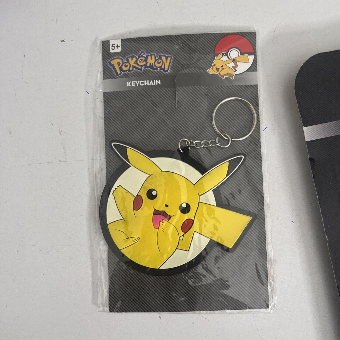 Pokémon: Pencils & Eraser Toppers, Keychain, Badge Set