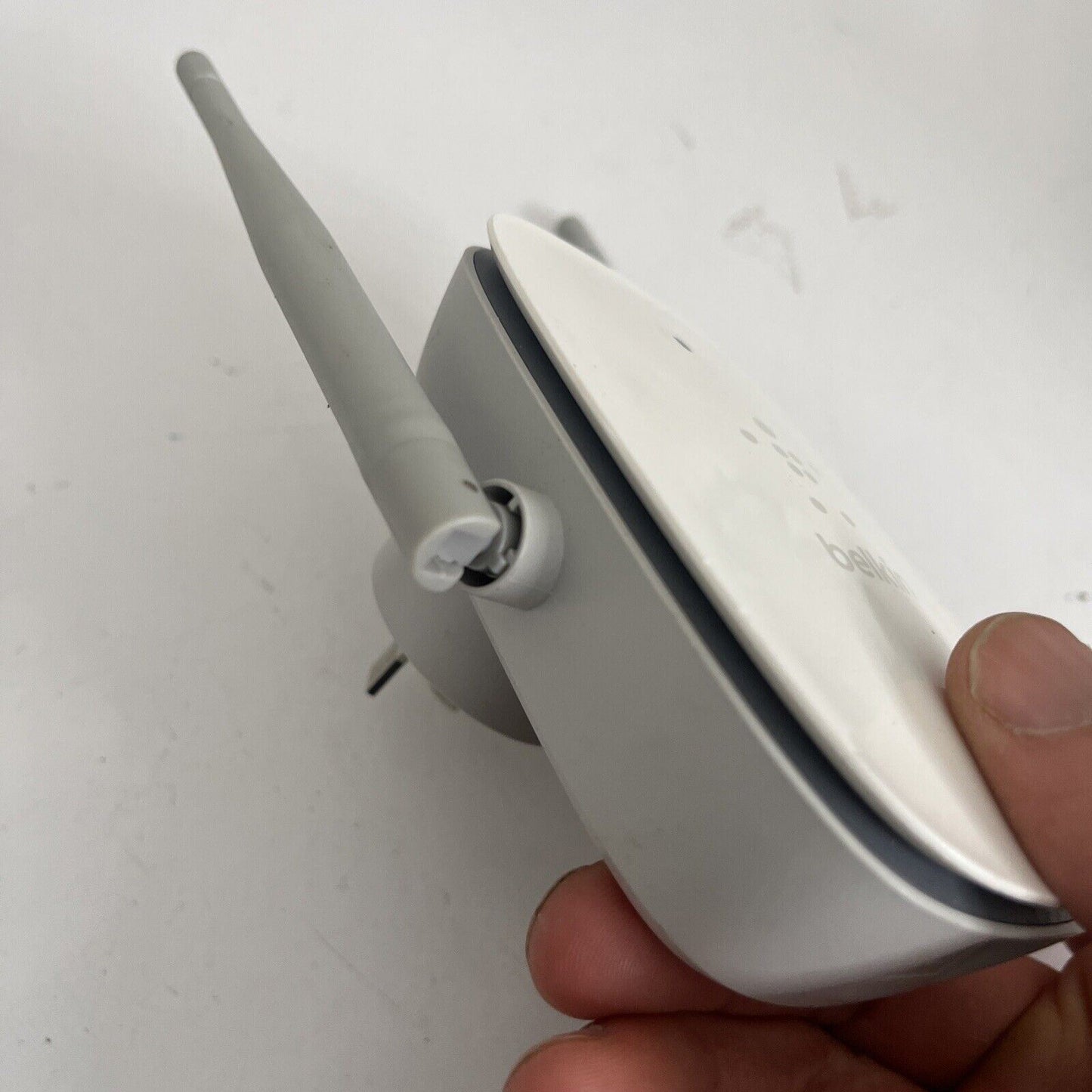 Belkin N600 DB Wall-Mount Range Extender Universal F9K1122V1