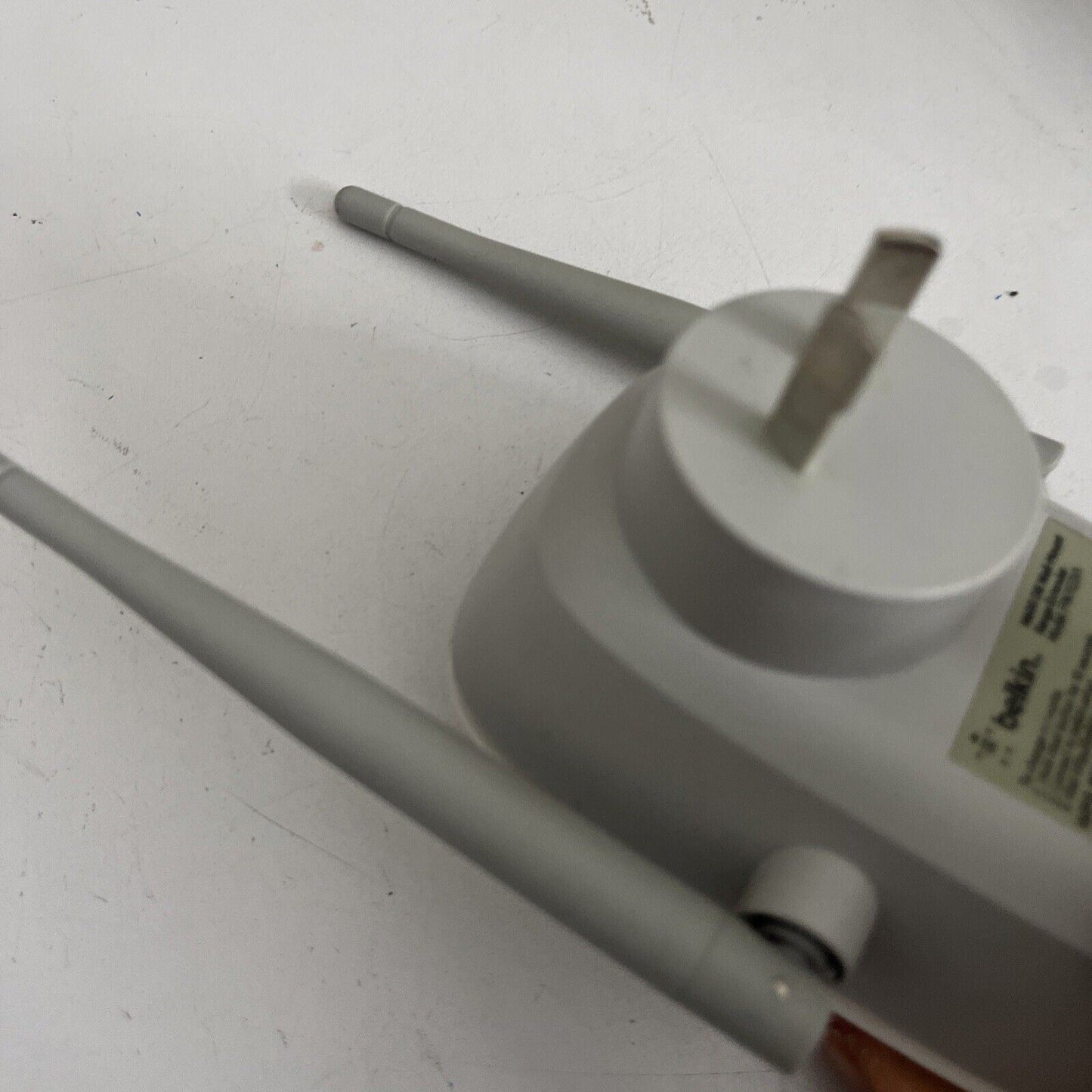 Belkin N600 DB Wall-Mount Range Extender Universal F9K1122V1