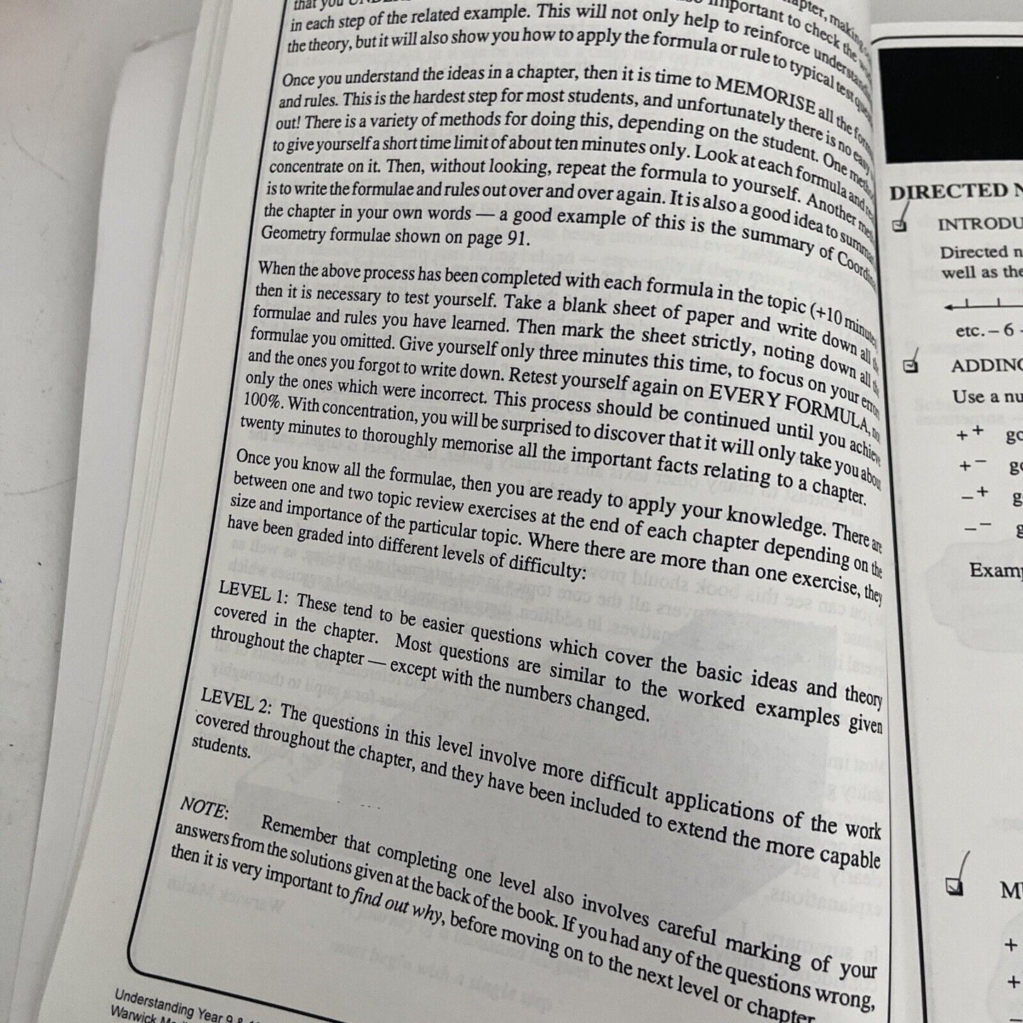 Understanding Maths: Year 9 and 10: Maths Intermediate Course by Warwick Martin