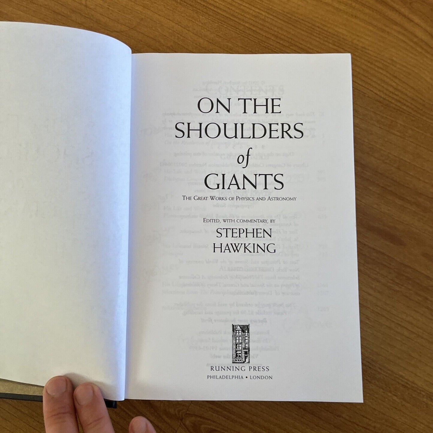 On the Shoulders of Giants The Great Works of Physics Astronomy Stephen Hawkings