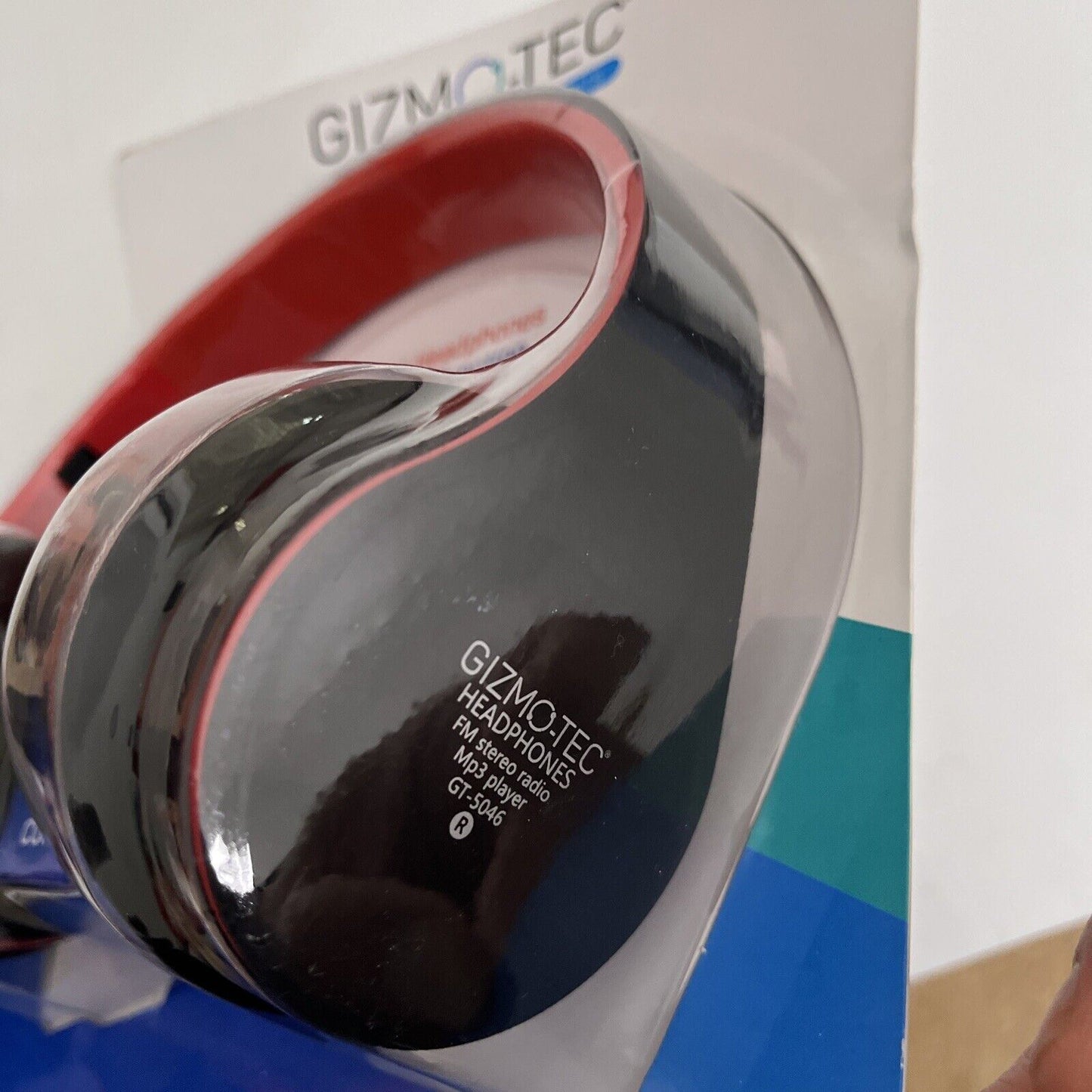 Gizmotec Wireless Bluetooth Headphones FM Radio MP3 Player GT5046 MicroSD