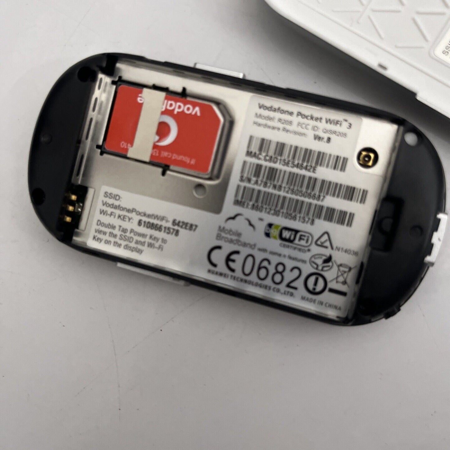 Vodafone Pocket WiFi 3 R205 *Vodafone Locked*
