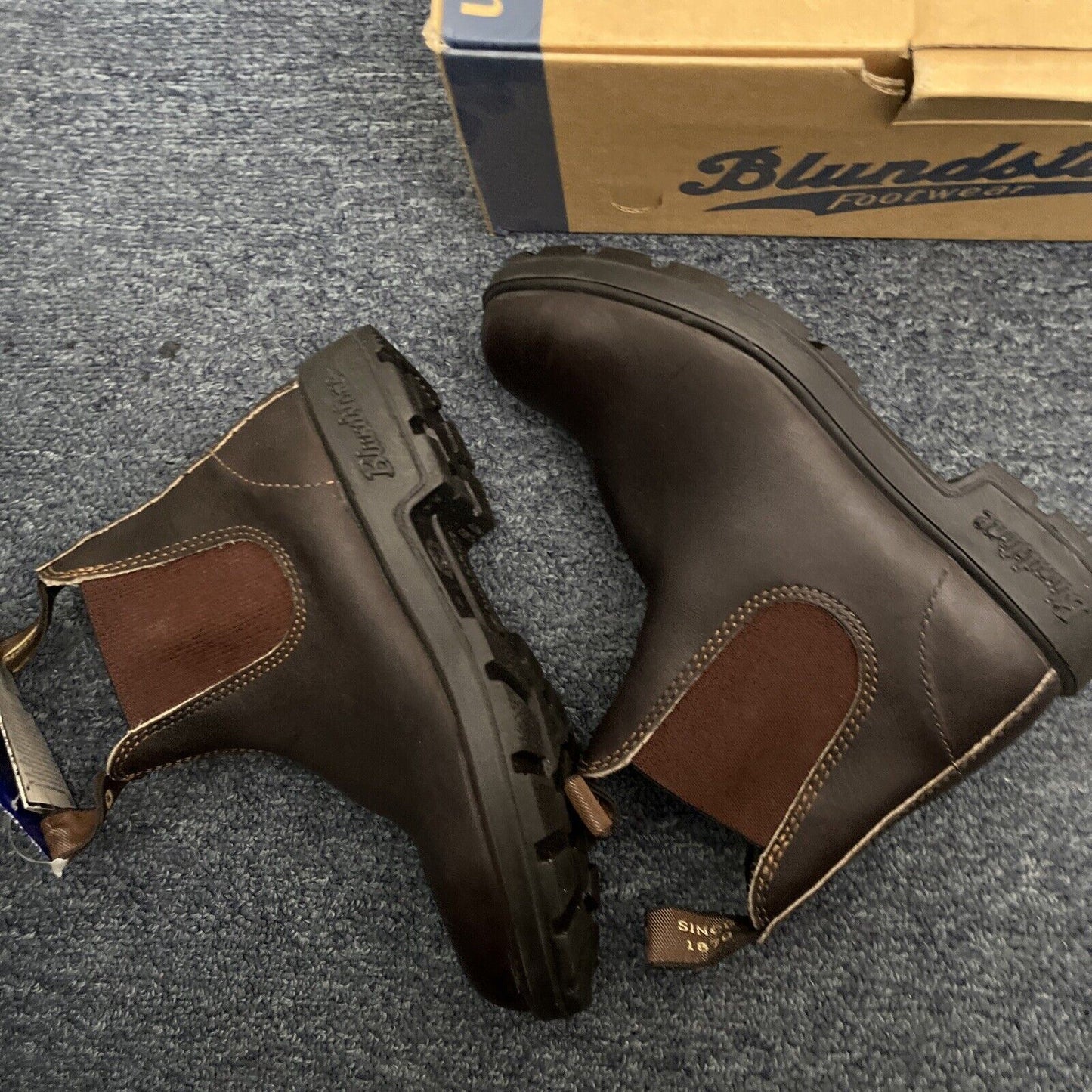 Blundstone Boots Style 500 Stout Brown Size 3