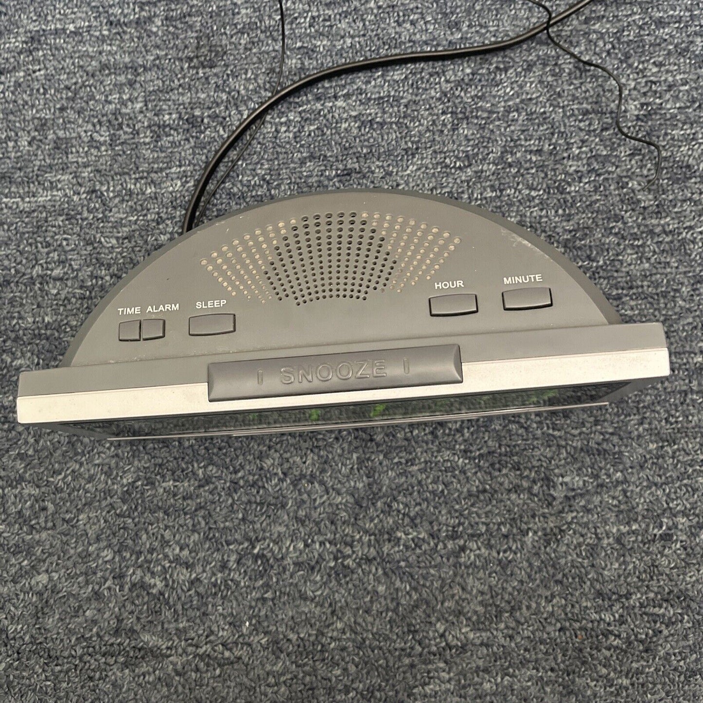 Dick Smith Big LED Alarm Clock AM FM Radio A4385