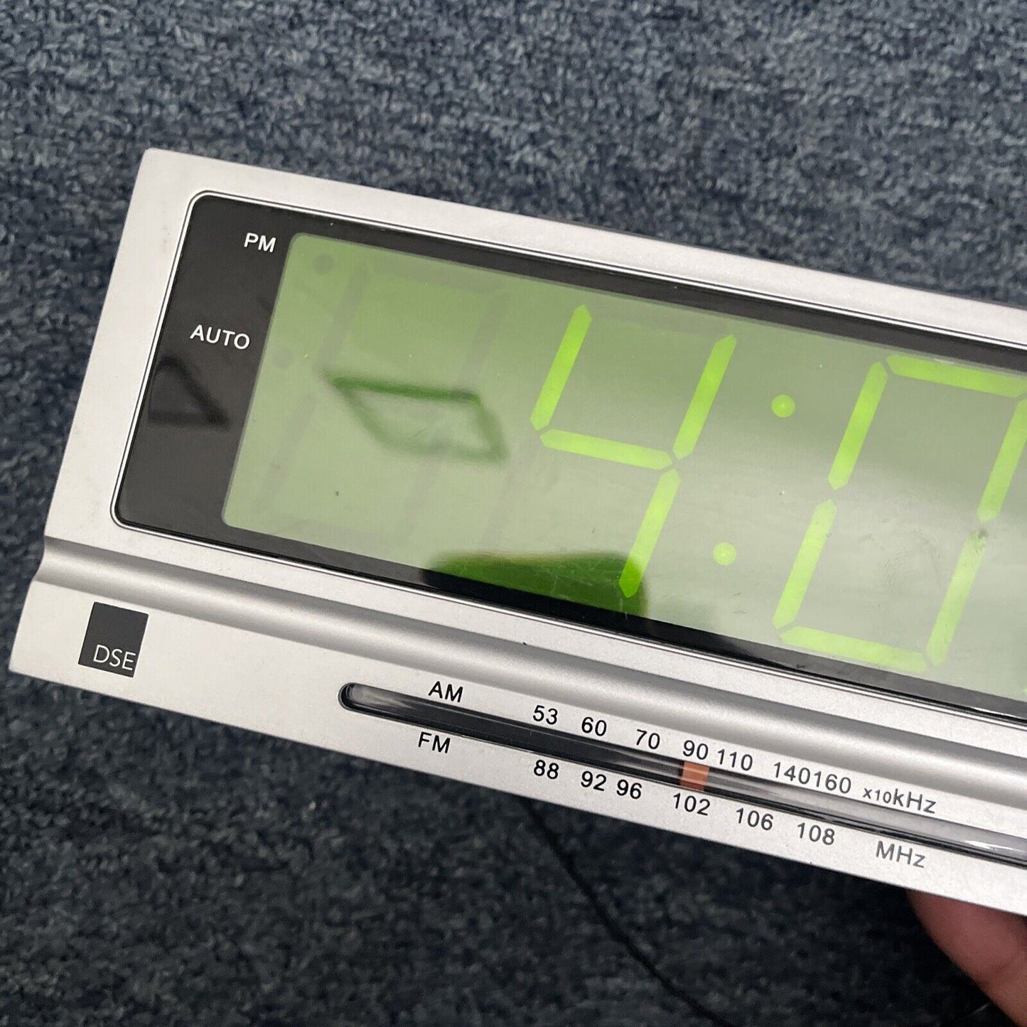 Dick Smith Big LED Alarm Clock AM FM Radio A4385