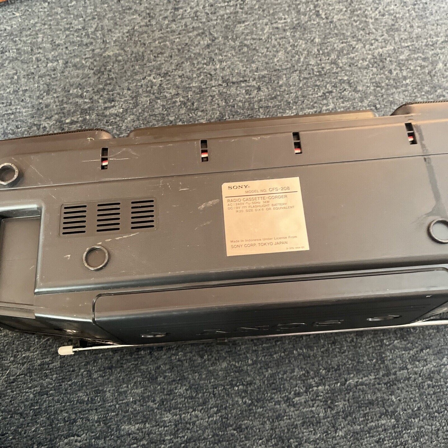 Sony CFS-208 Radio Cassette Recorder *for parts or repair*