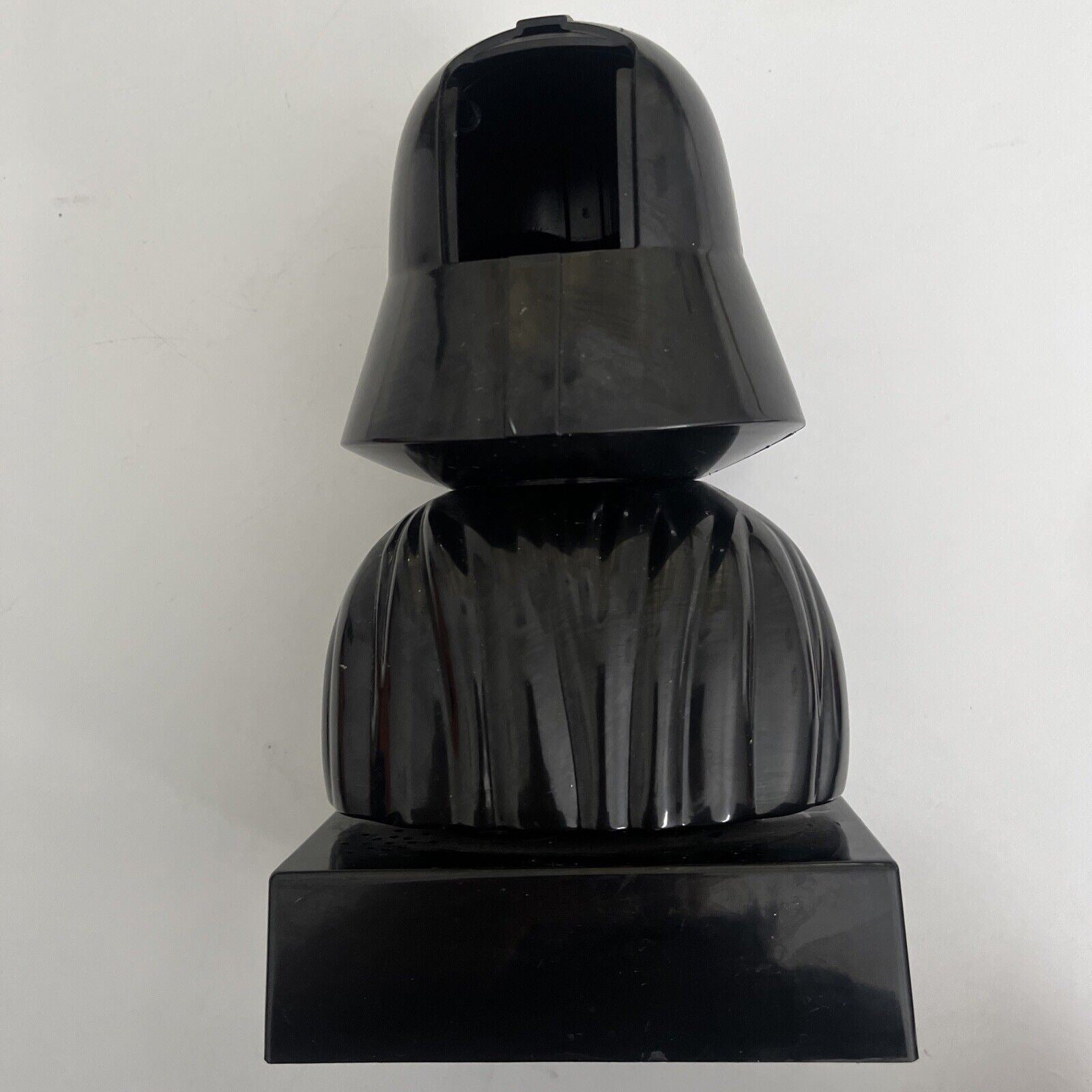 Star Wars Electronic Darth Vader Gumball Machine Candy Dispenser