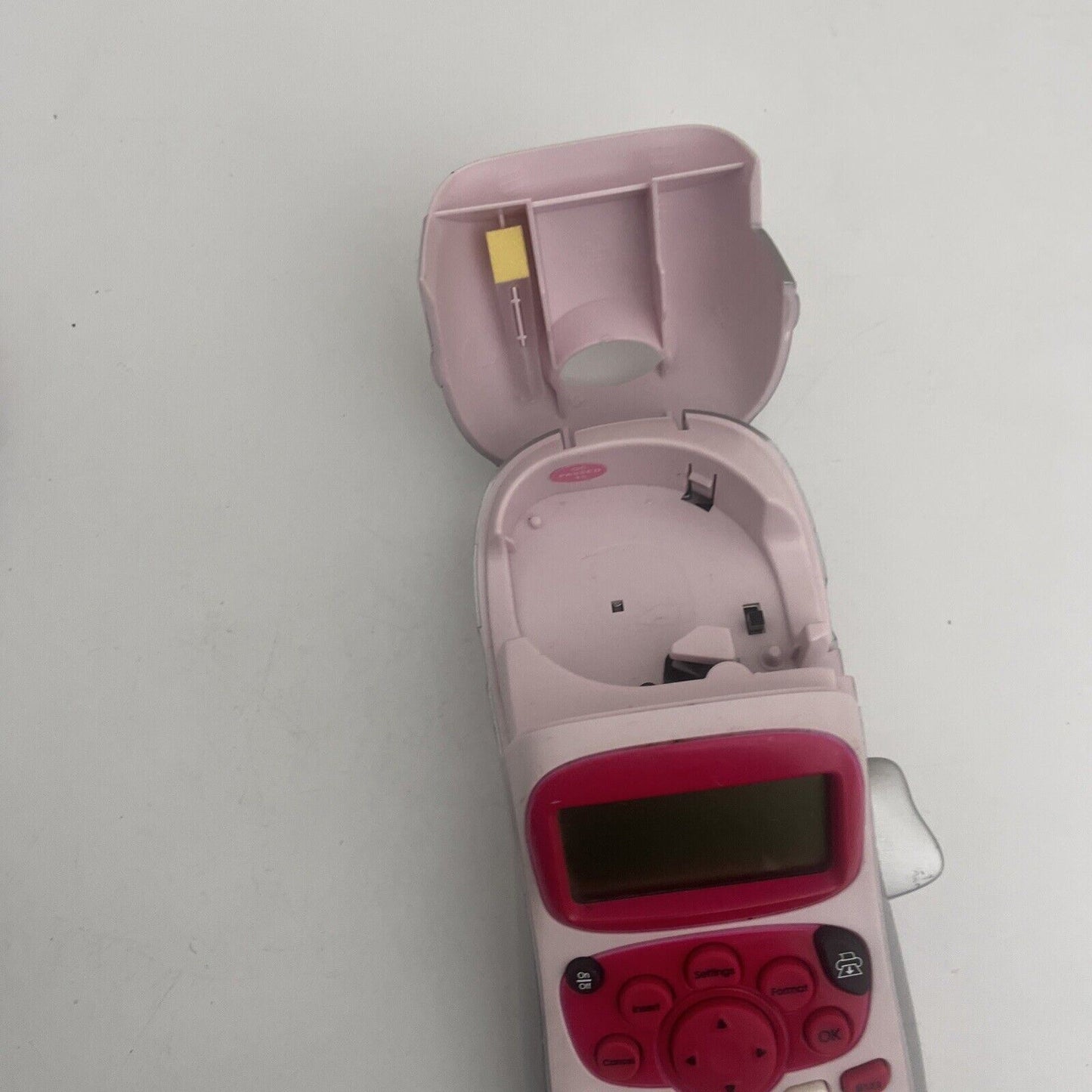 Dymo Lt-100H Letratag Handheld Label Maker Pink