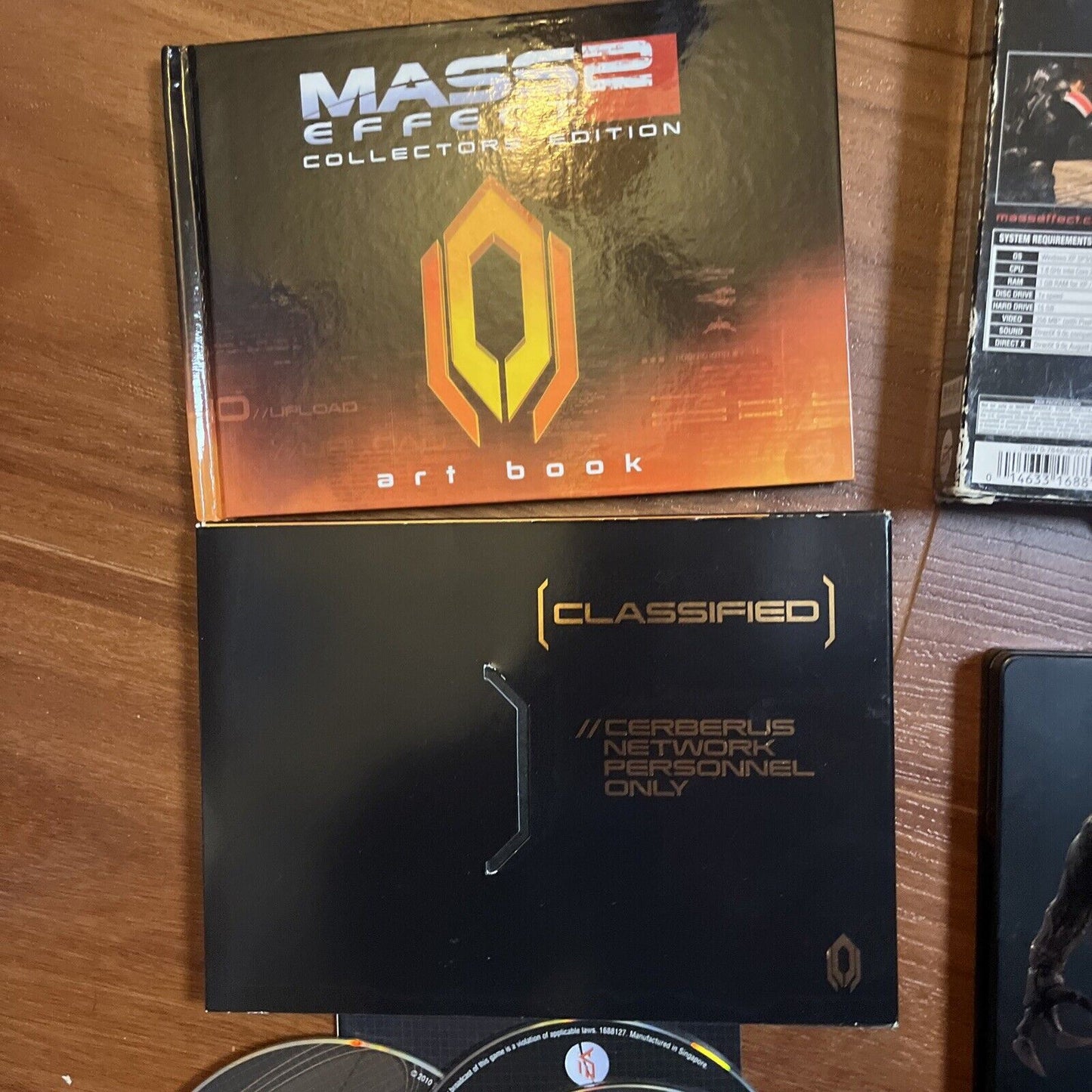 Mass Effect 2 - Collector's Edition Steelbook PC DVD-ROM Manual & Book