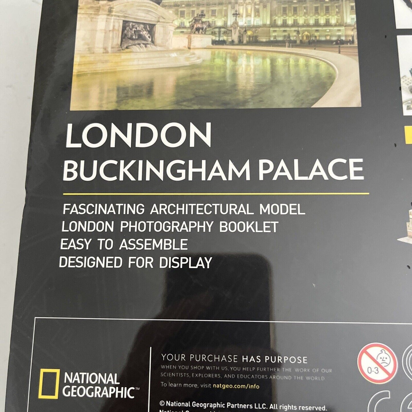 *New Sealed* National Geographic Buckingham Palace London 3D Puzzle 72 Pieces