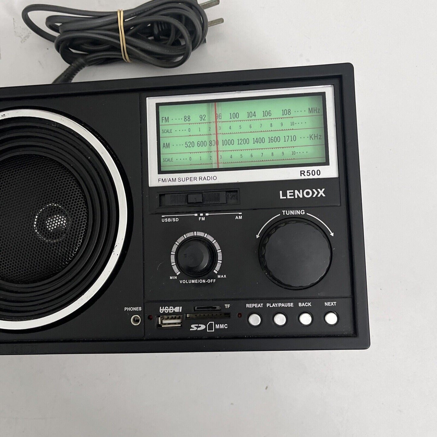 Lenoxx R500 AM/FM MP3 Portable Radio Black