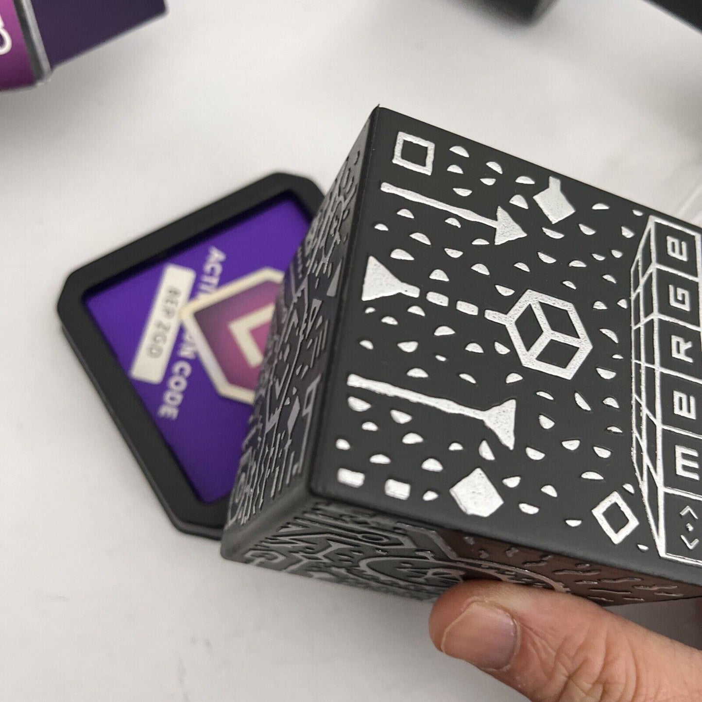 Merge Cube Hold Holograms in Your Hand Virtual Game Toy for IOS Android Tablet