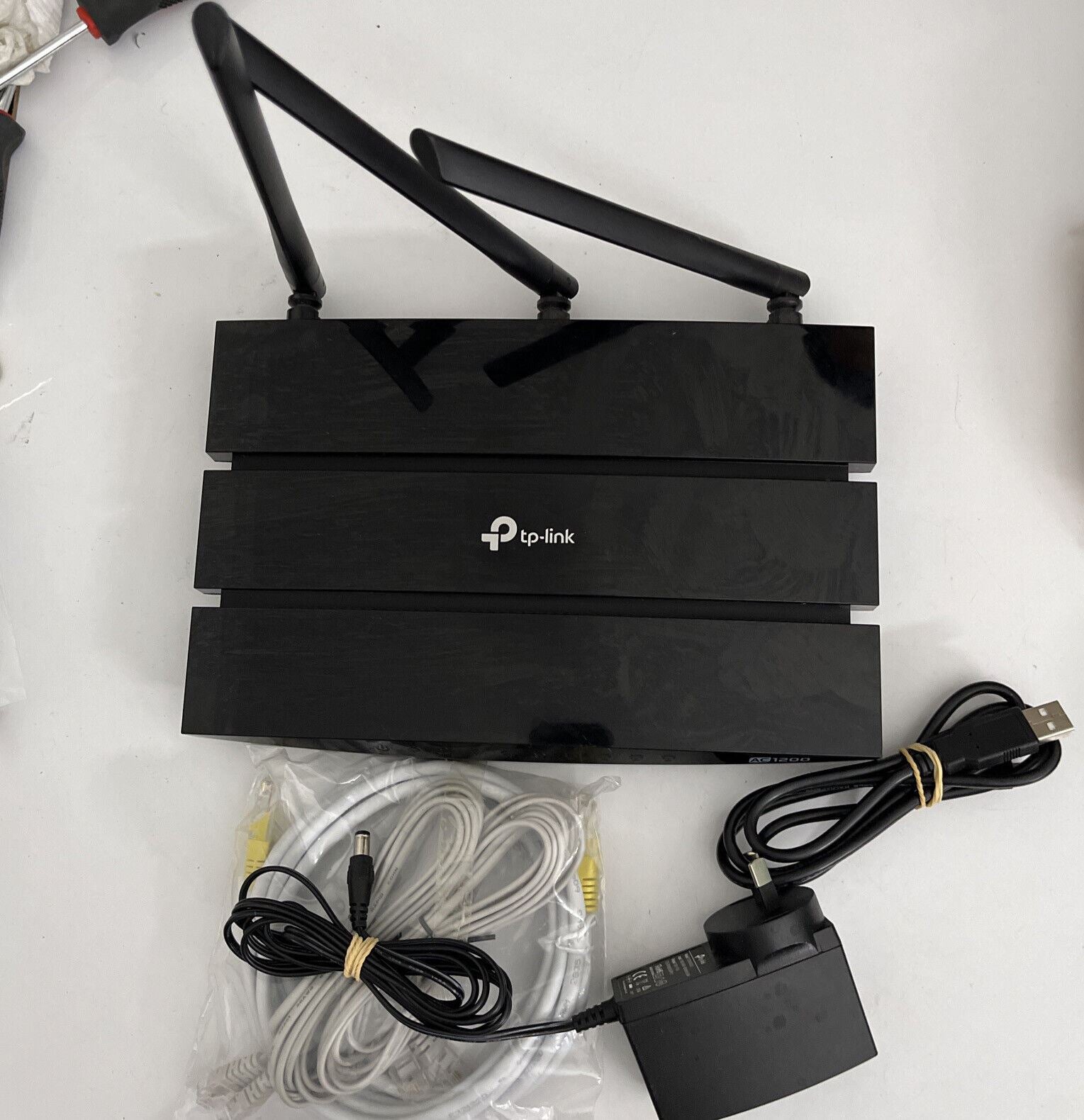 TP-LINK Archer VR400 AC1200 Wireless VDSL/ADSL Modem Router - Black ...