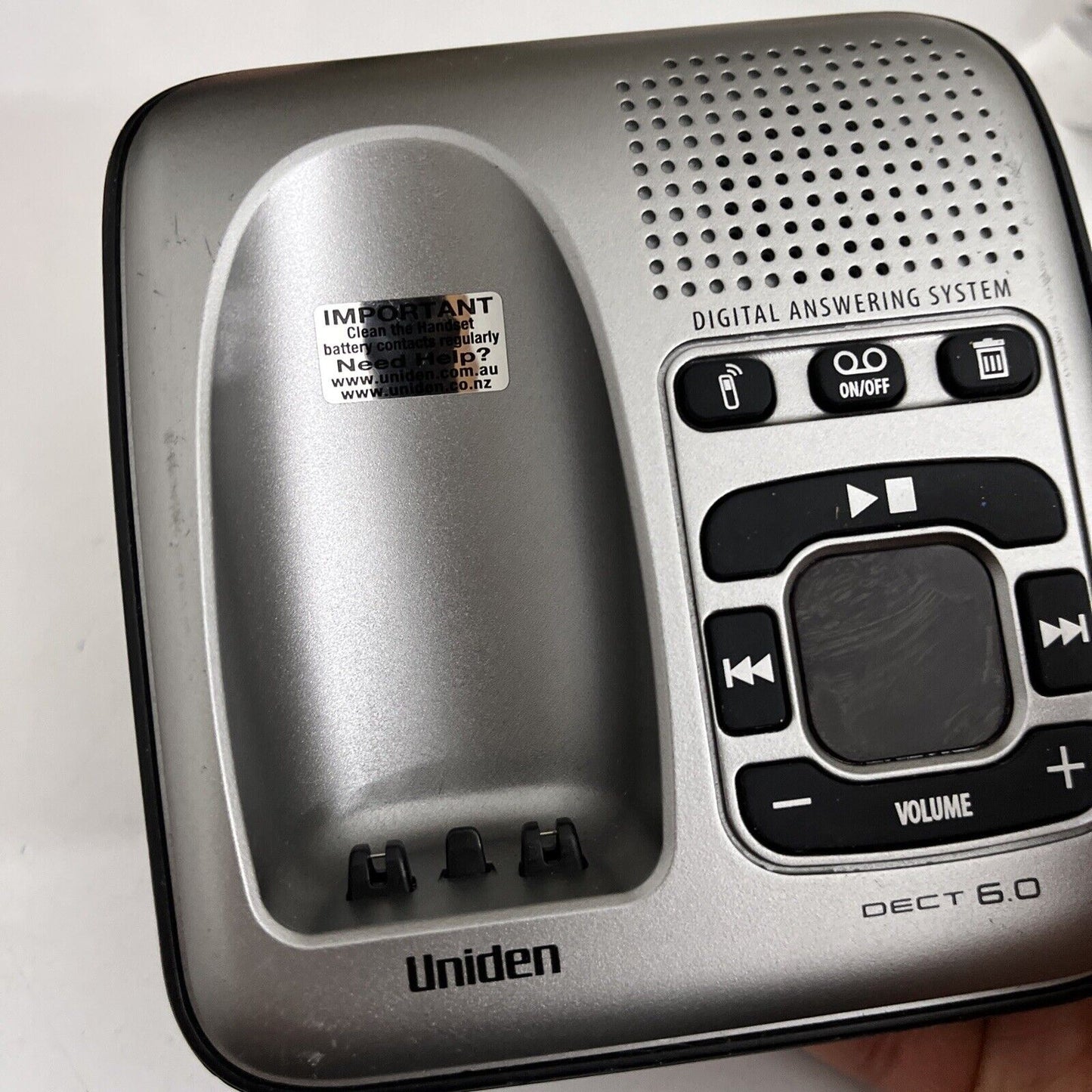 Uniden DECT1735 Charging Base Answering Machine & AC Adaptor AAD-041S(M)