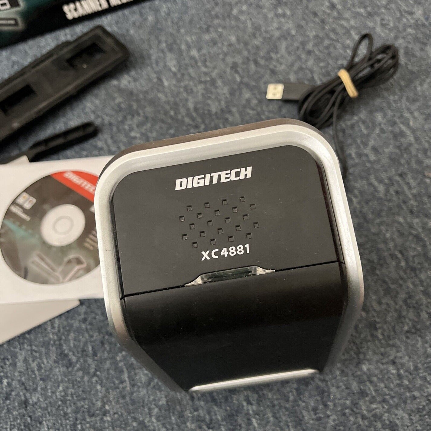 Digitech XC4881 USB Computer Slide & Film Negative Scanner Silver & Bl ...