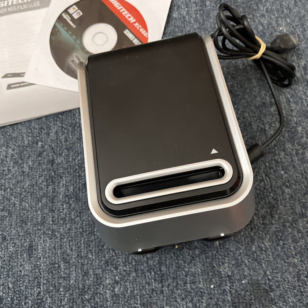 Digitech XC4881 USB Computer Slide & Film Negative Scanner Silver & Bl
