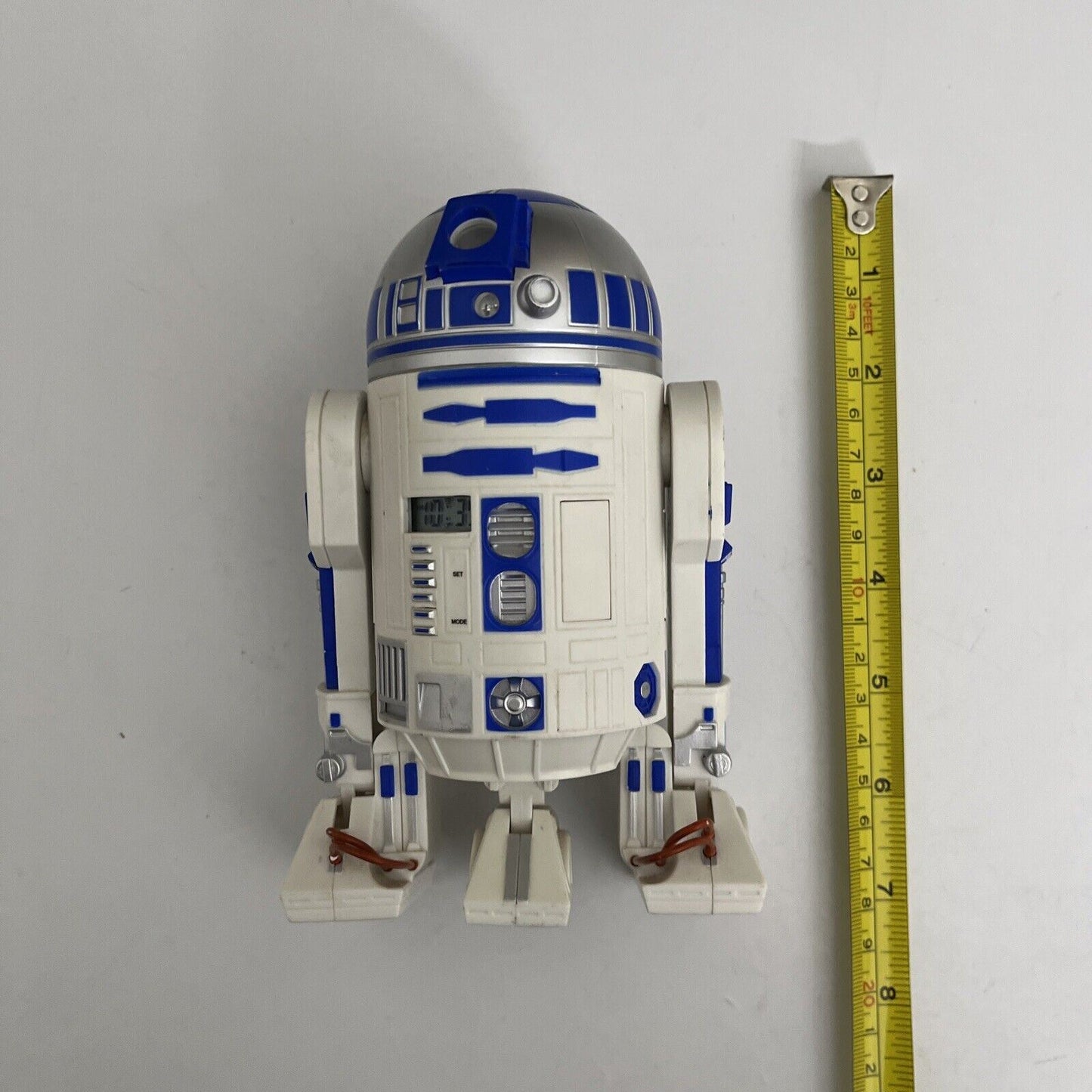 R2D2 Star Wars 6" Action Figure Clock Alarm 2011 Lucasfilm